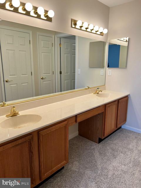 LIONSGATE - Residential