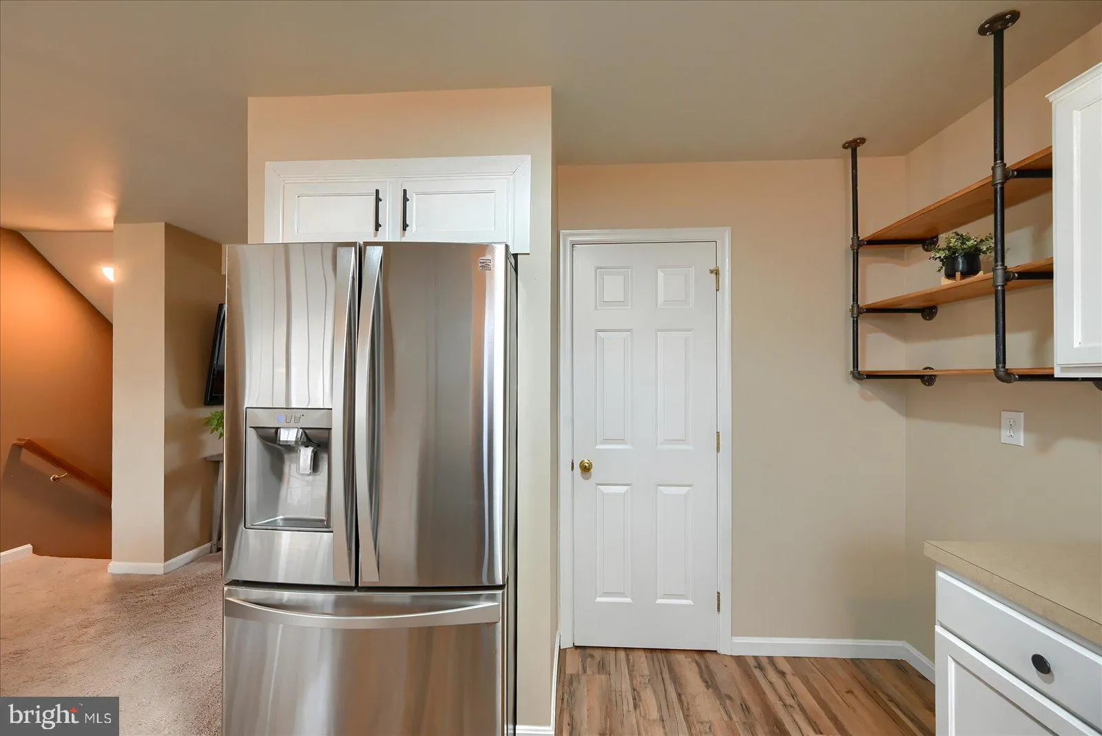 York, Pennsylvania 17404, United States, 3 Bedrooms Bedrooms, ,3 BathroomsBathrooms,Residential,Pending,101505