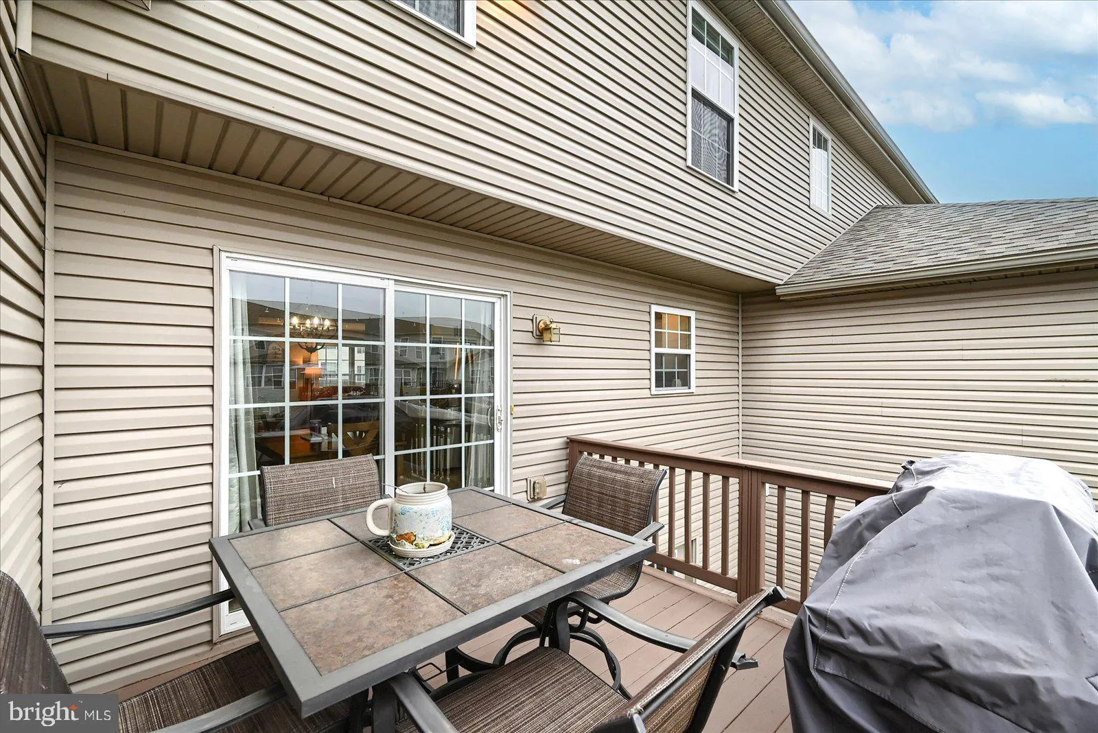 York, Pennsylvania 17404, United States, 3 Bedrooms Bedrooms, ,3 BathroomsBathrooms,Residential,Pending,101505