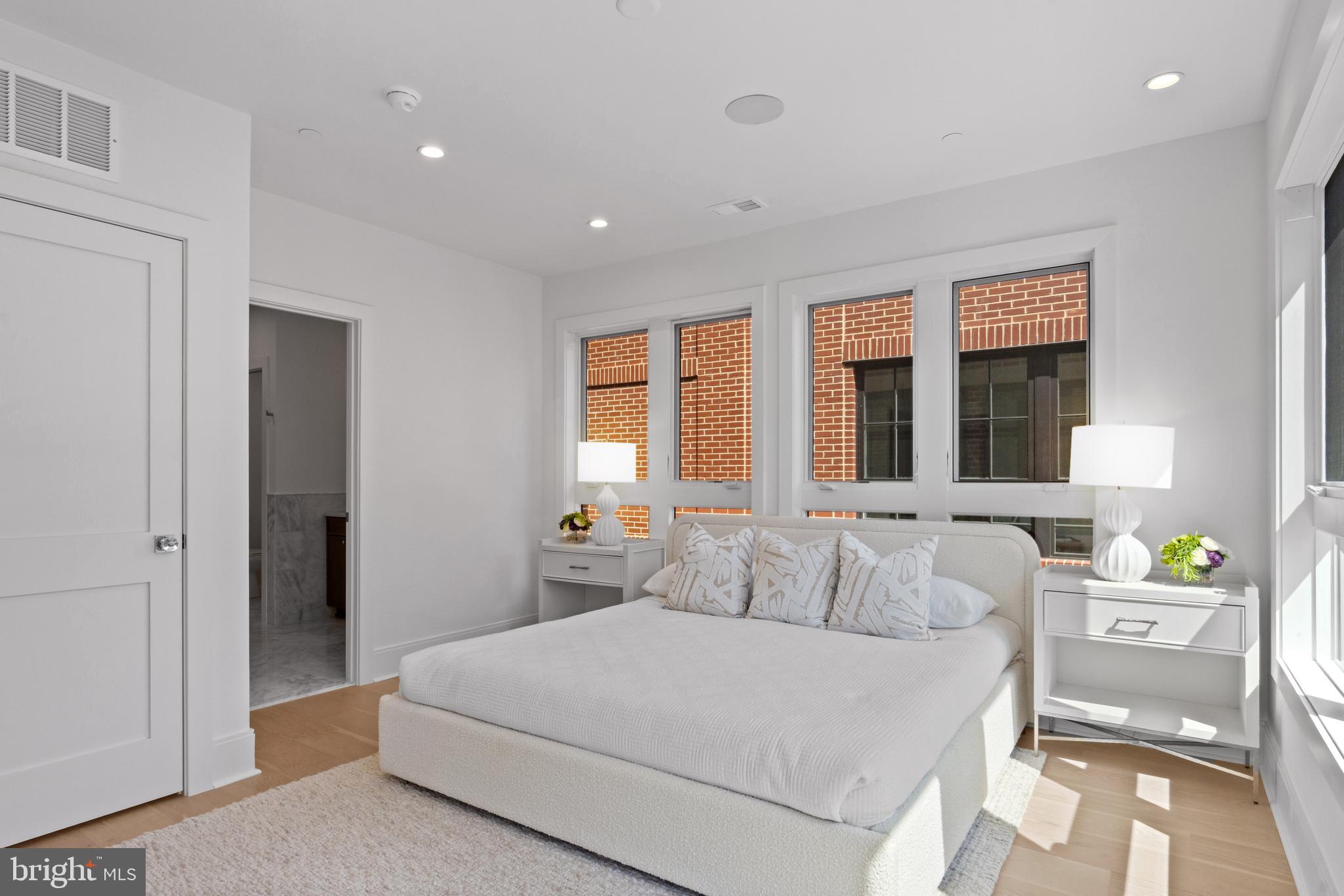 OLD TOWN - Residential