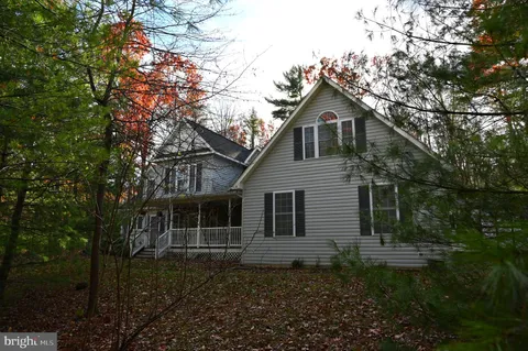 158 Redtail Court, Basye, VA MLS: VASH2012936