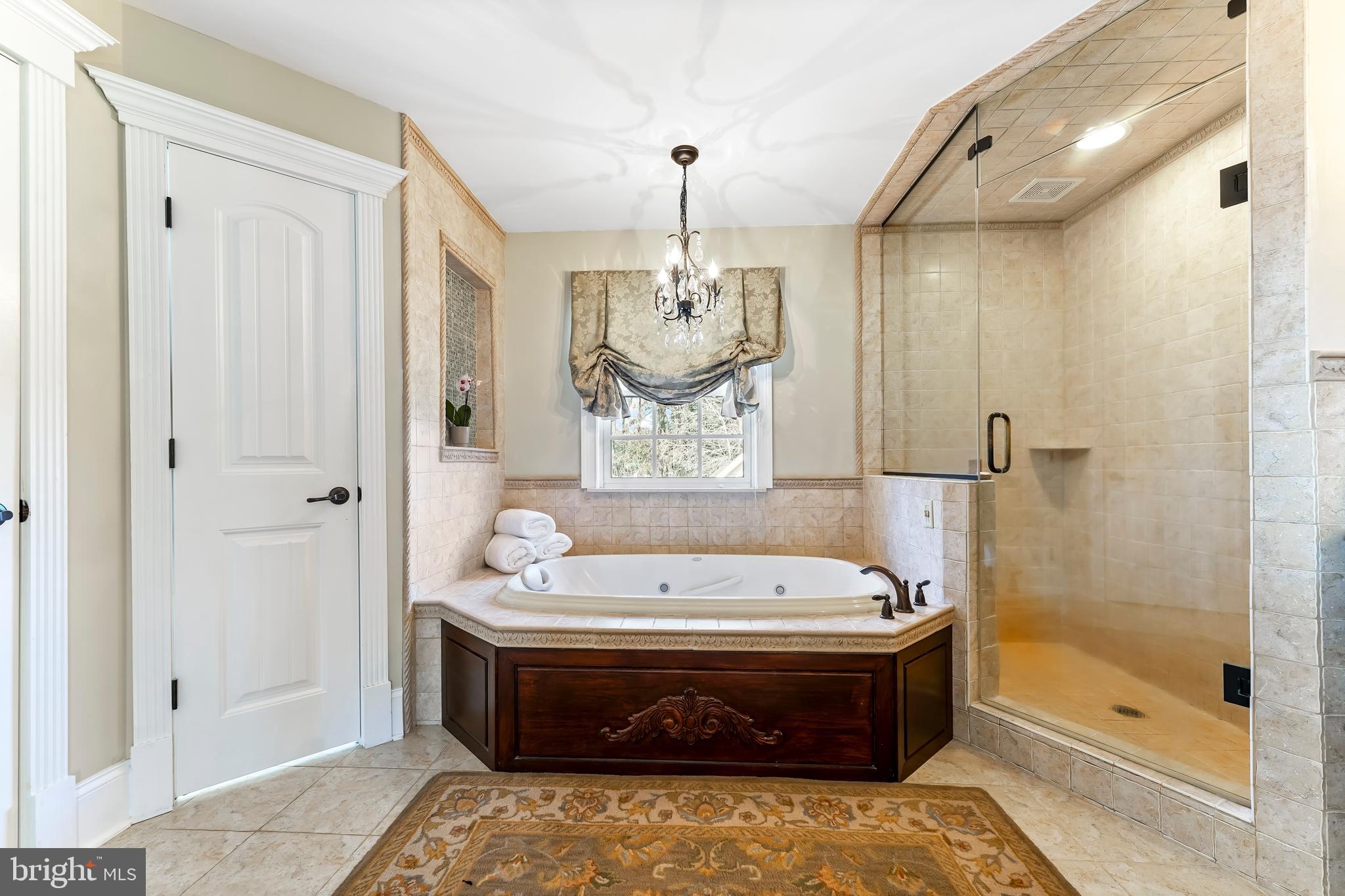 HICKORY HILL - Residential