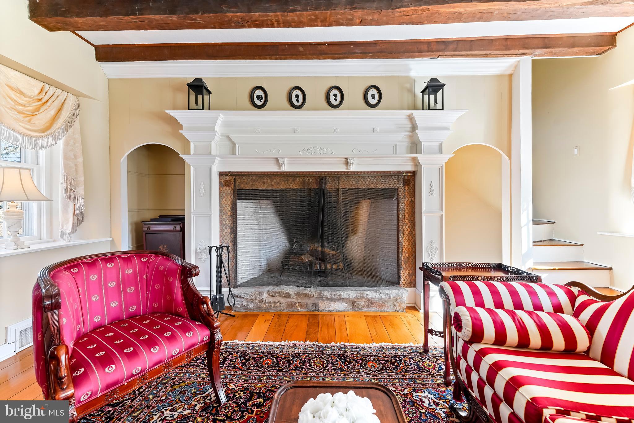 HICKORY HILL - Residential