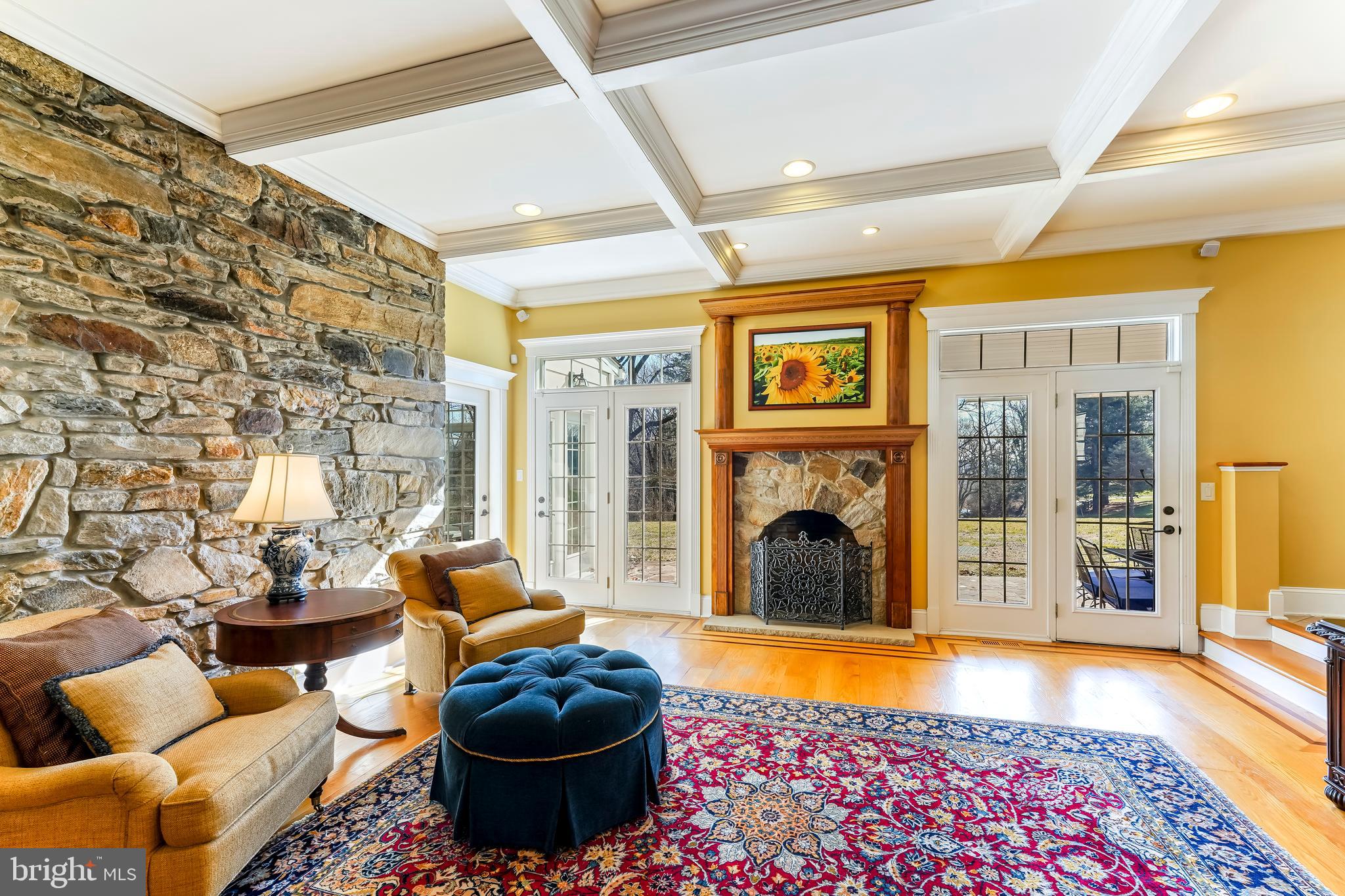 HICKORY HILL - Residential