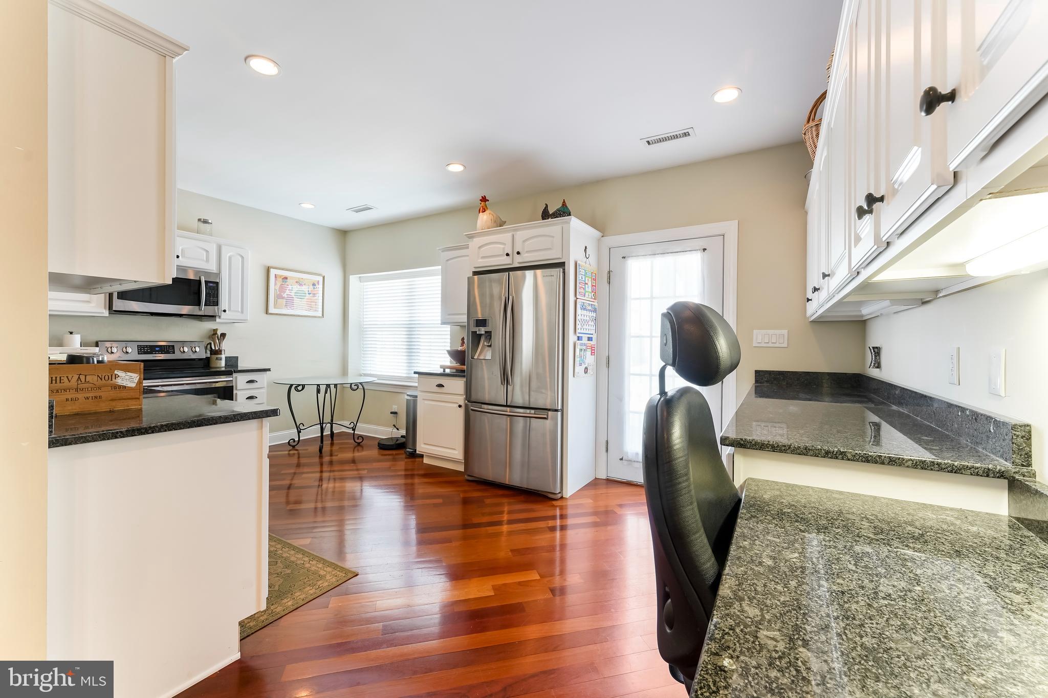 HICKORY HILL - Residential