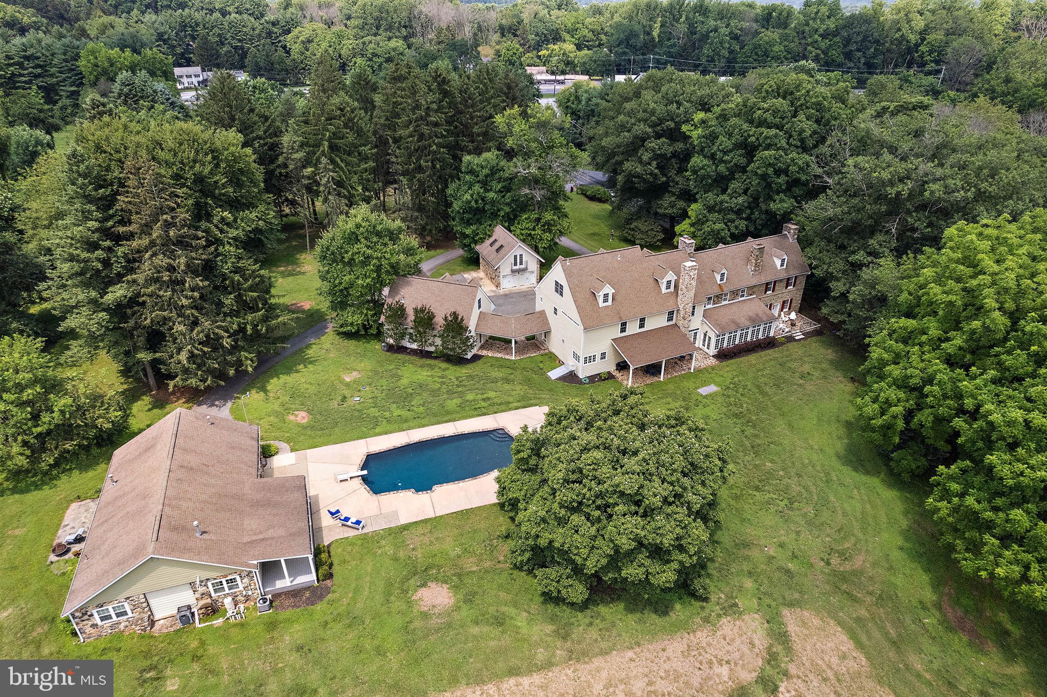 HICKORY HILL - Residential