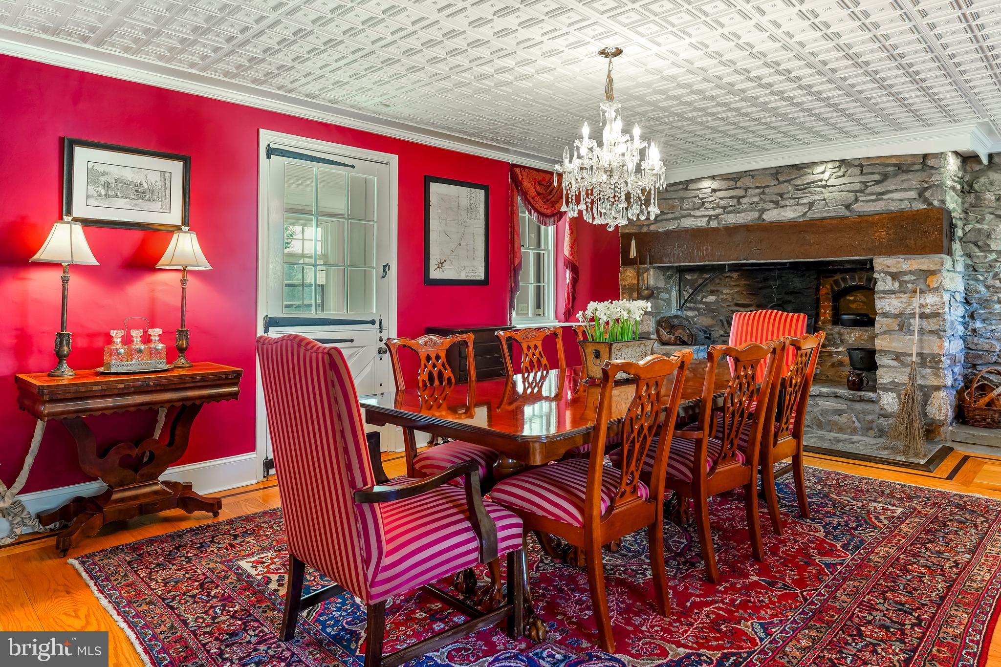 HICKORY HILL - Residential