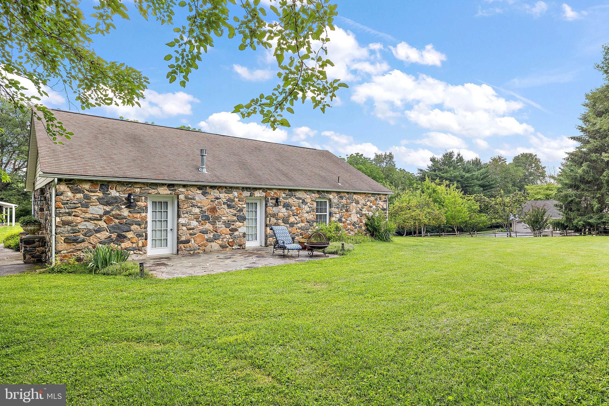 HICKORY HILL - Residential