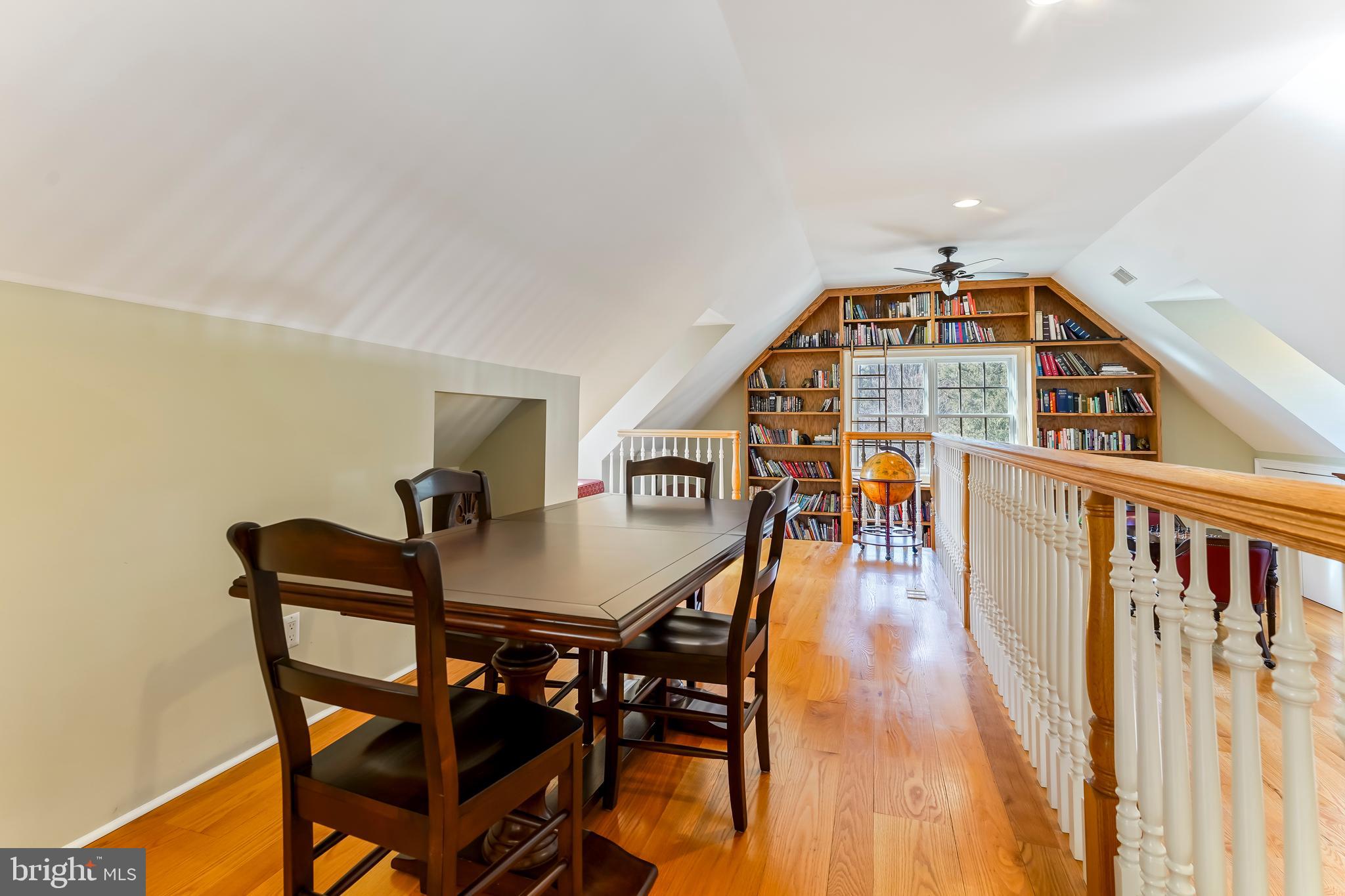 HICKORY HILL - Residential