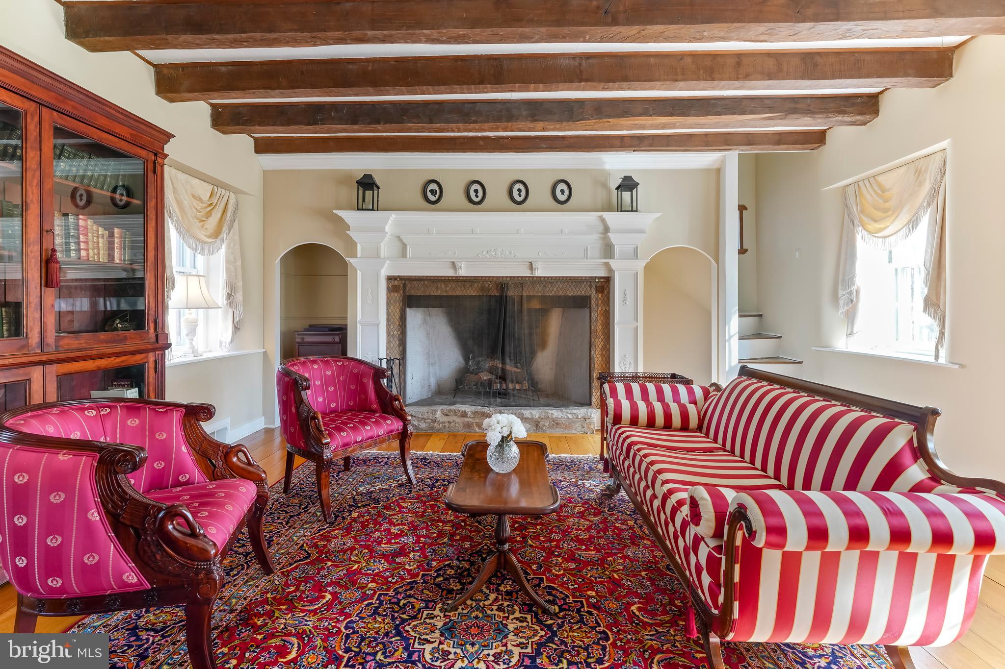 HICKORY HILL - Residential