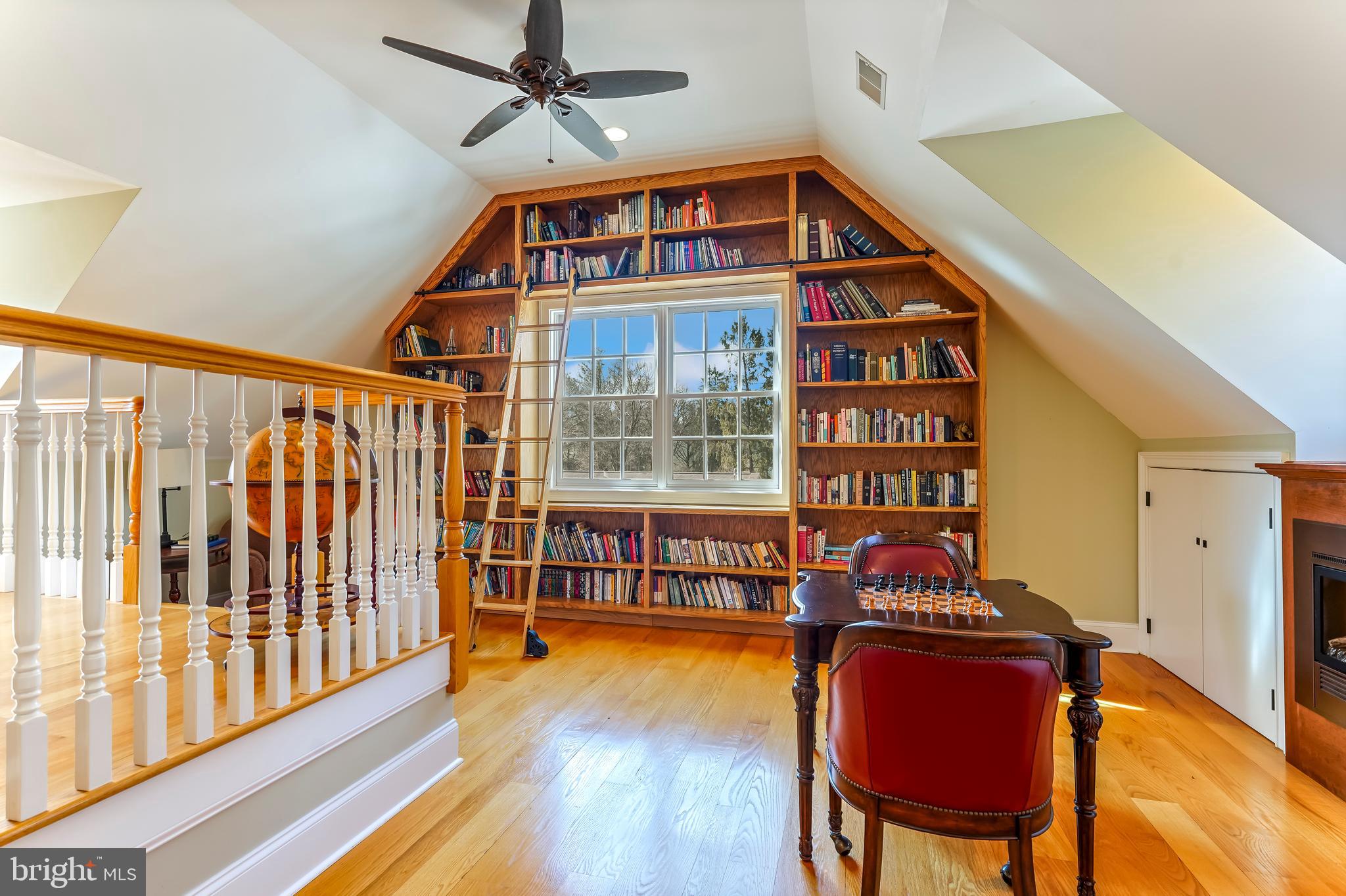 HICKORY HILL - Residential