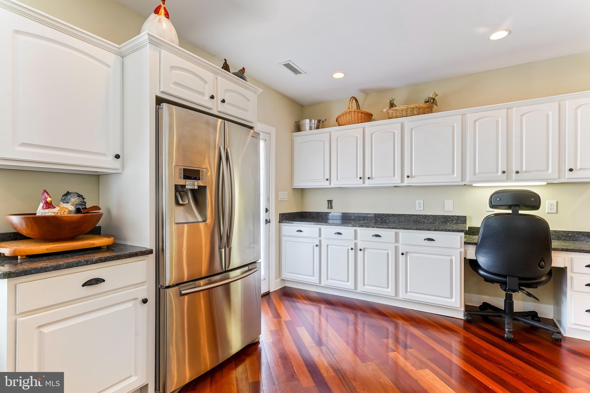 HICKORY HILL - Residential