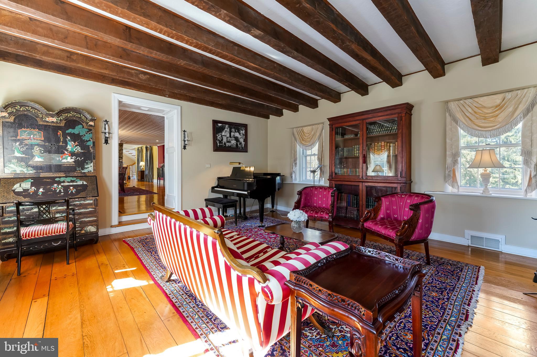 HICKORY HILL - Residential