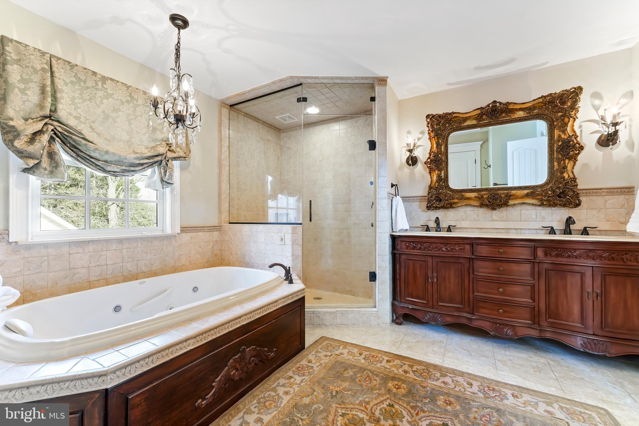 HICKORY HILL - Residential