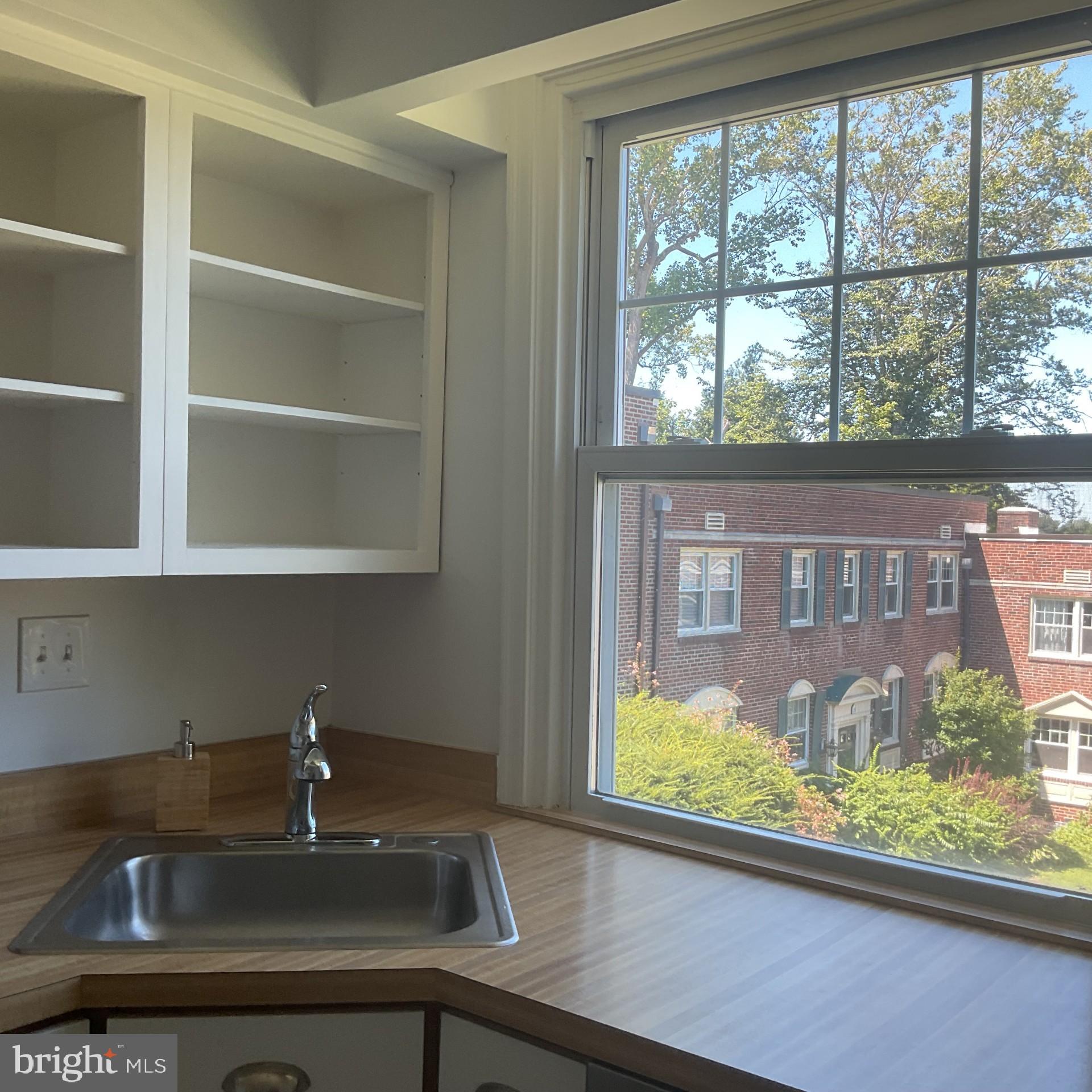 500 E LANCASTER AVENUE 126D