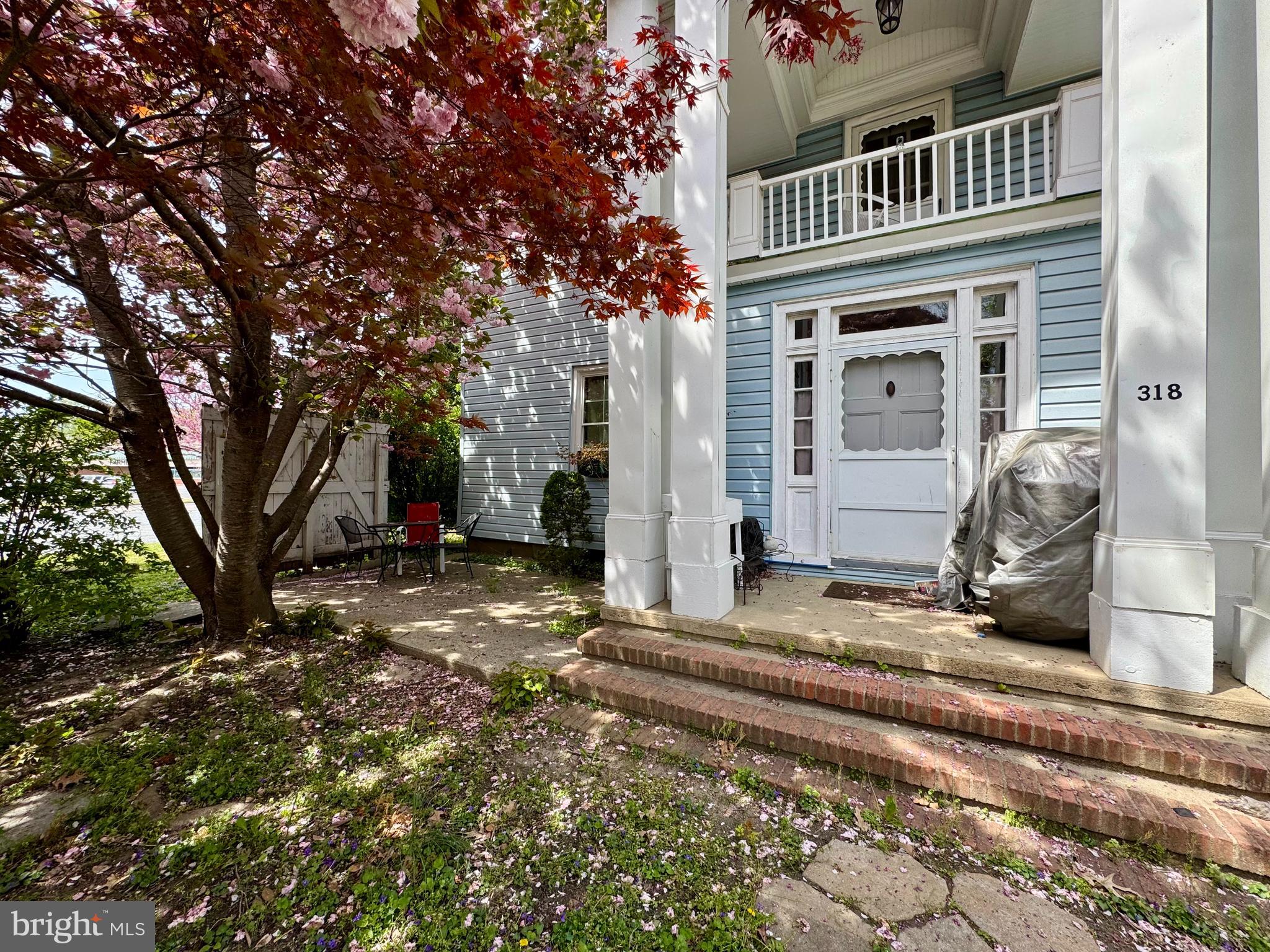 317 N WASHINGTON STREET