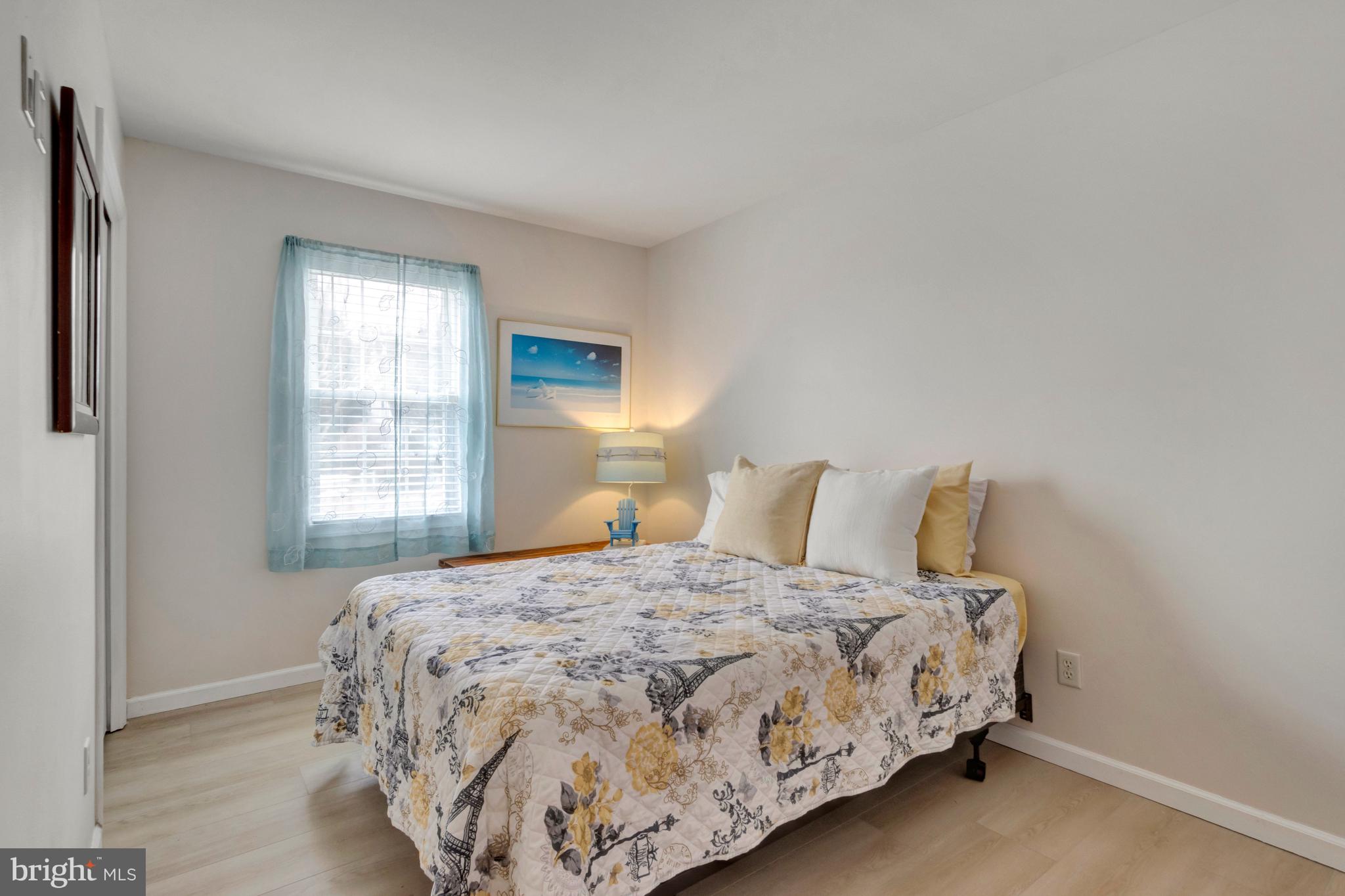 MAPLEWOOD - Residential