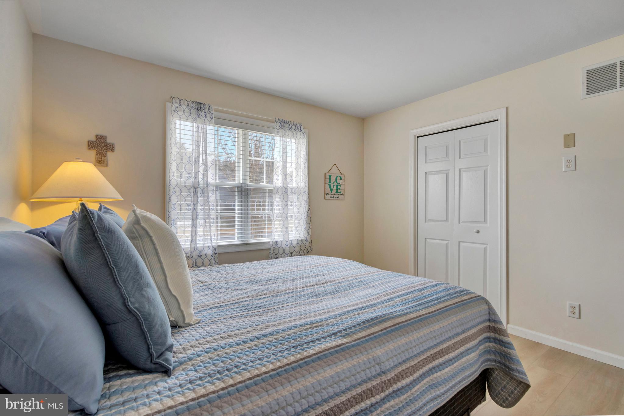 MAPLEWOOD - Residential