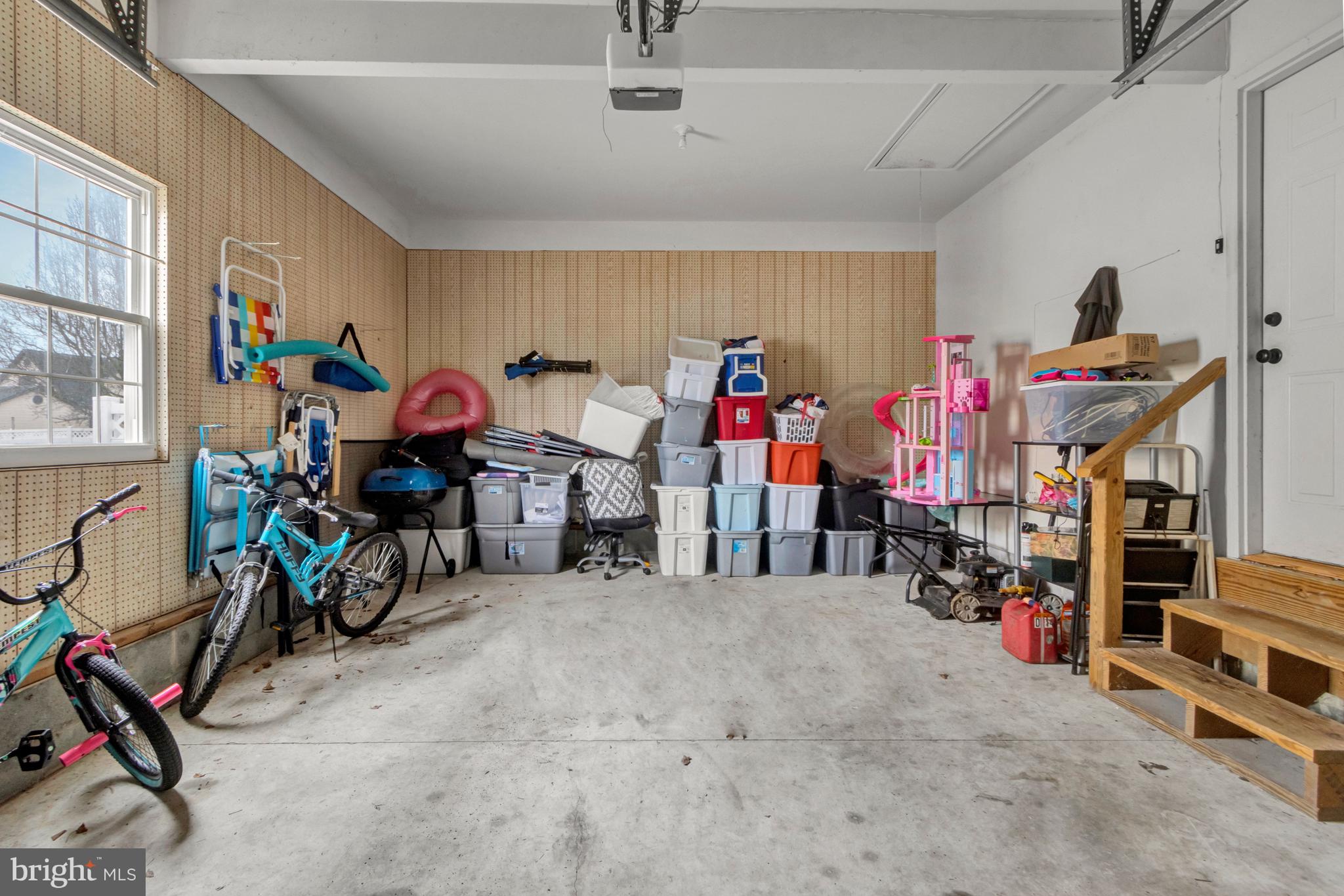 MAPLEWOOD - Residential