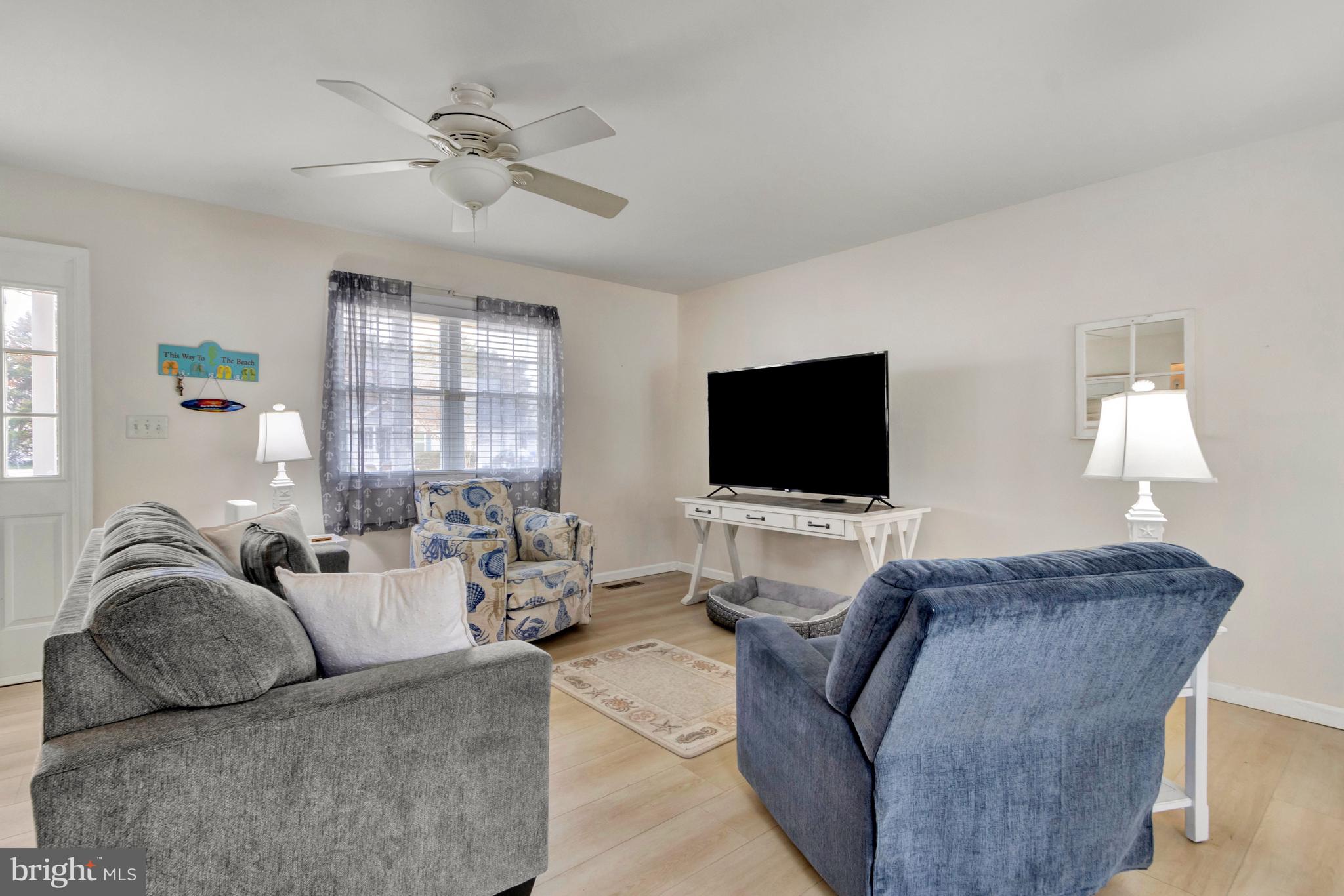 MAPLEWOOD - Residential