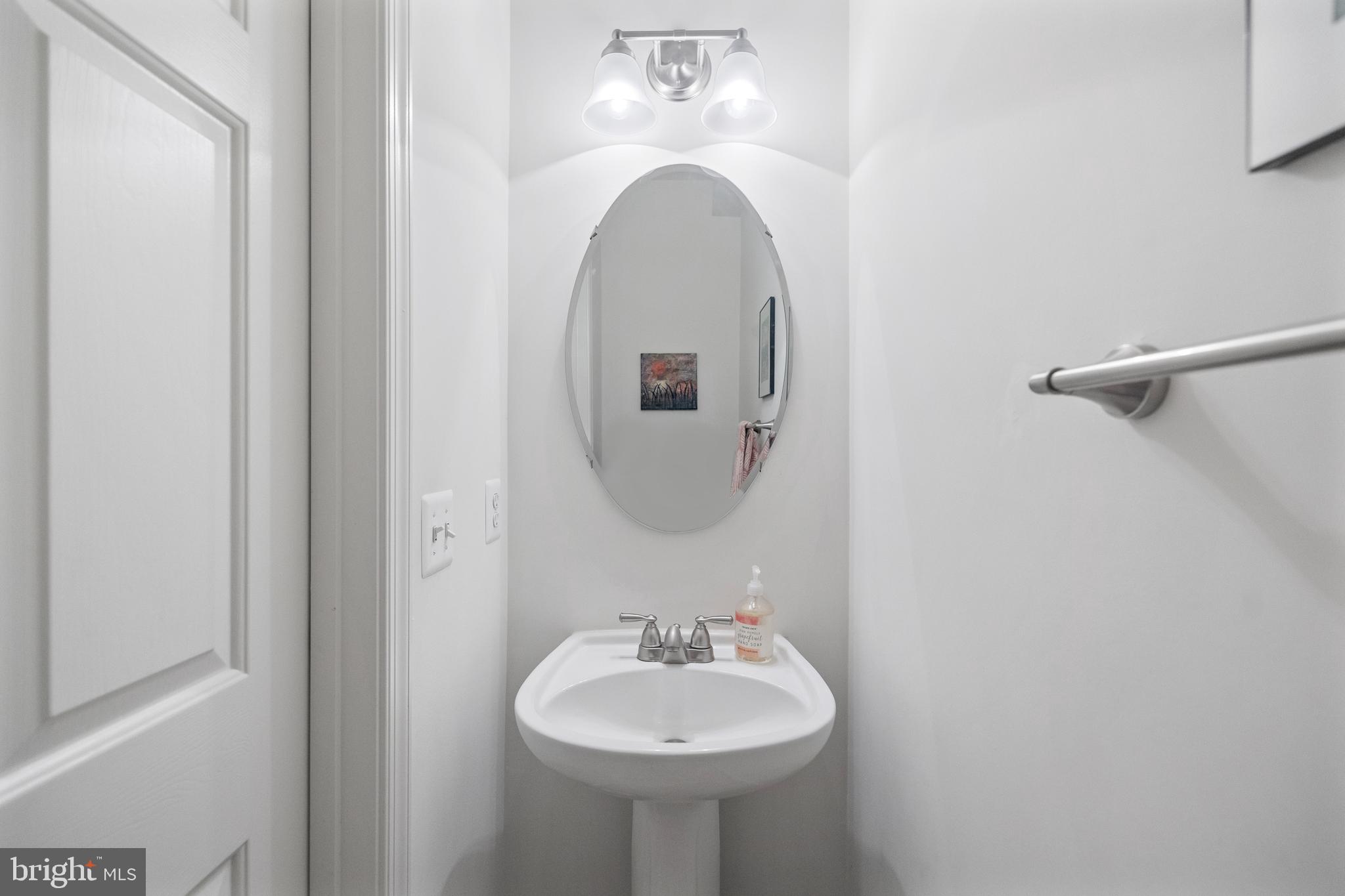 CAMERON STATION - Residential