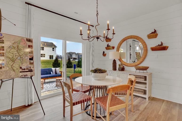 PINEGROVE - Residential