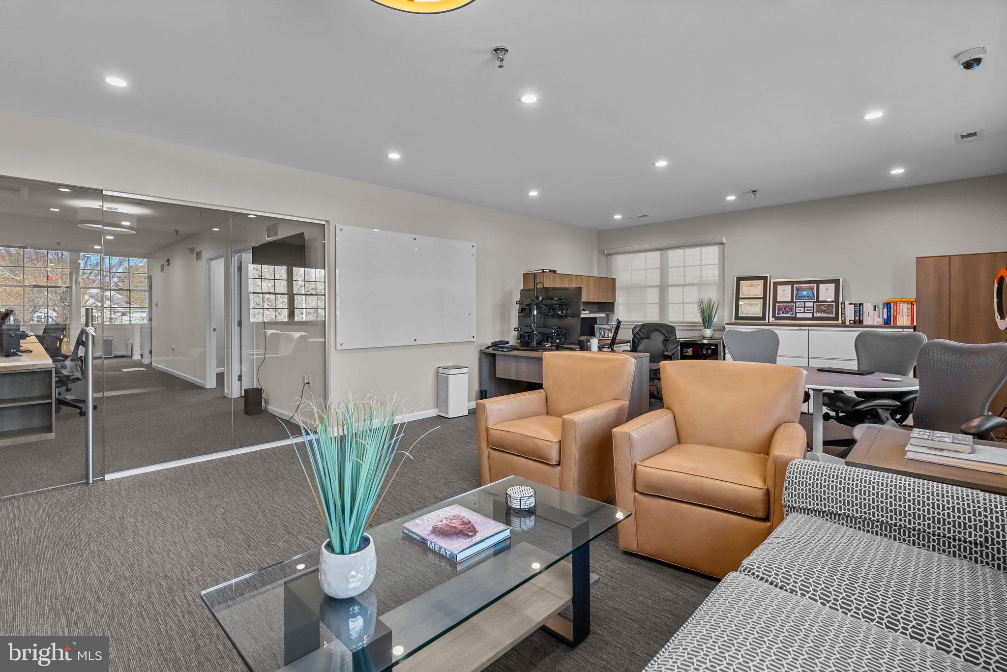 NEWTOWN BUSINESS COM - Commercial Sale