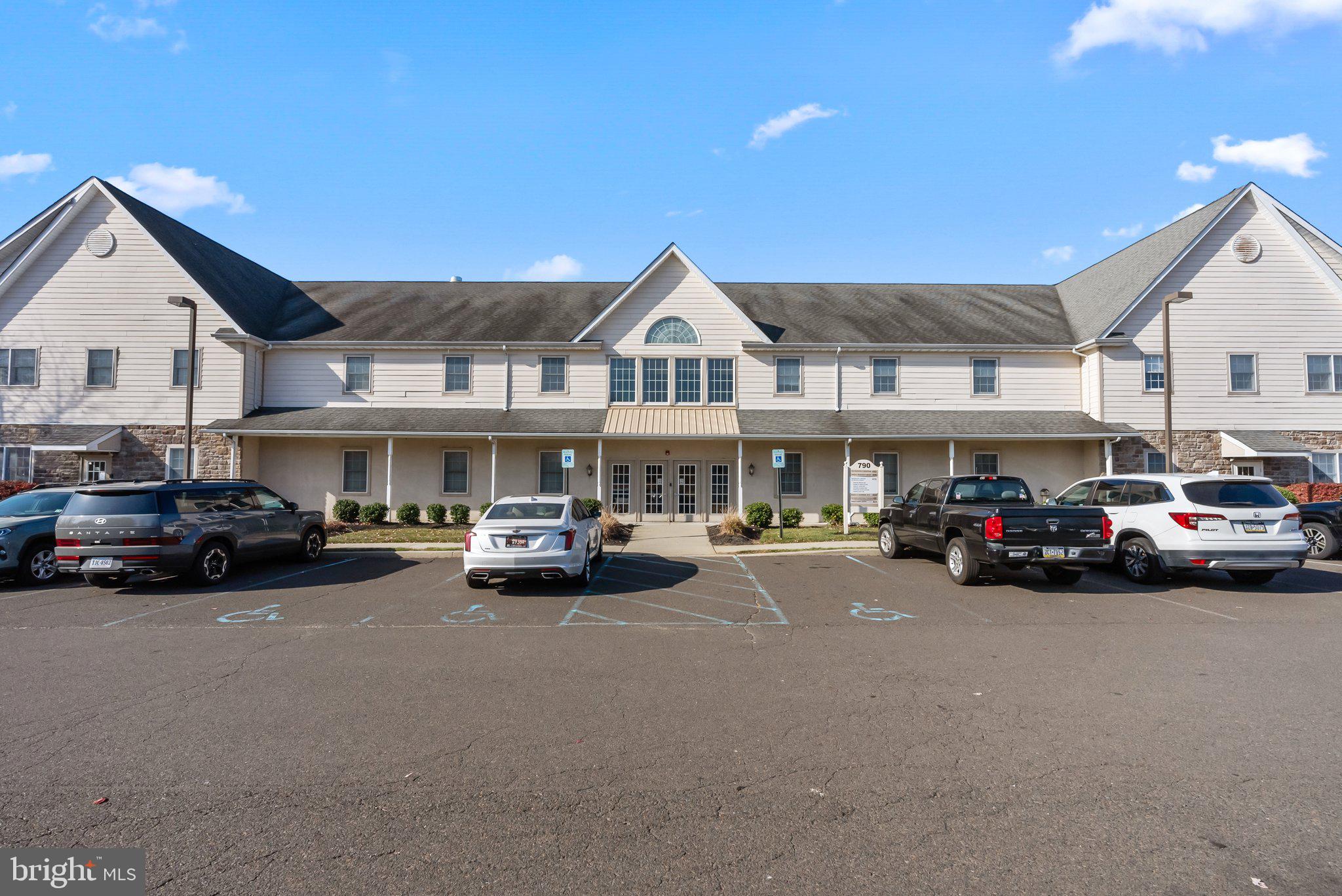 NEWTOWN BUSINESS COM - Commercial Sale