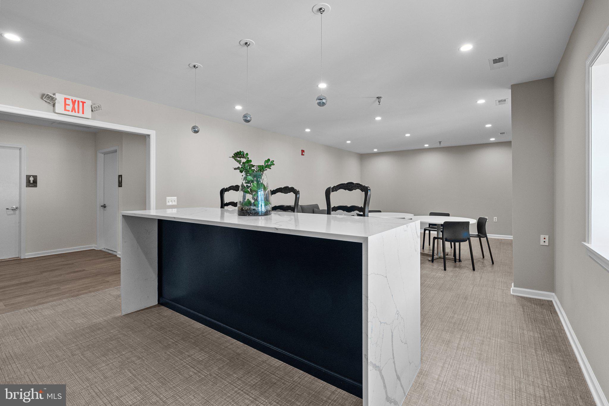 NEWTOWN BUSINESS COM - Commercial Sale