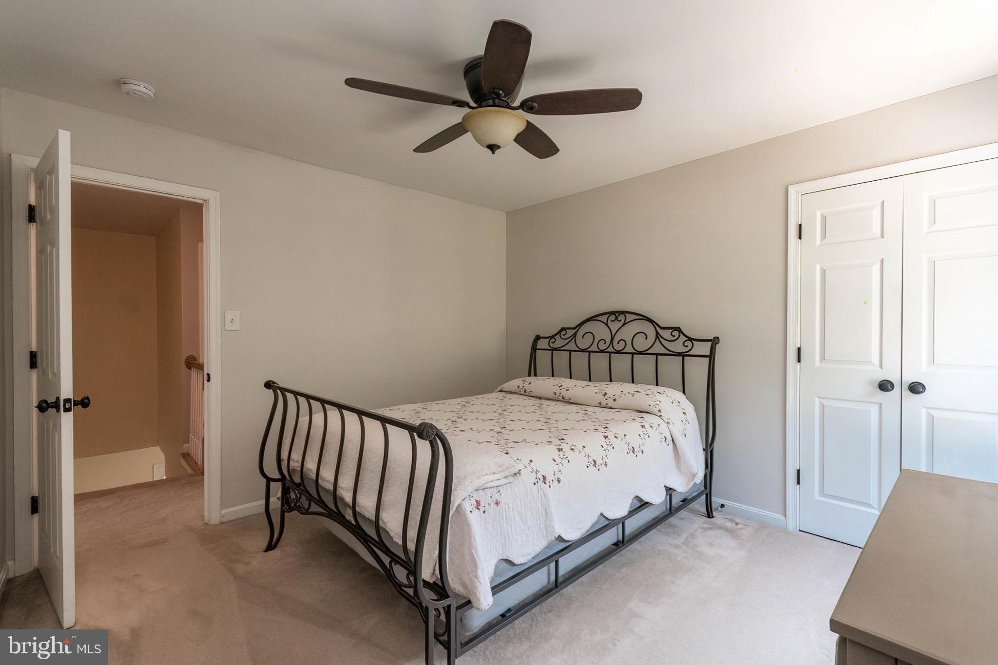 LAUREL RIDGE - Residential