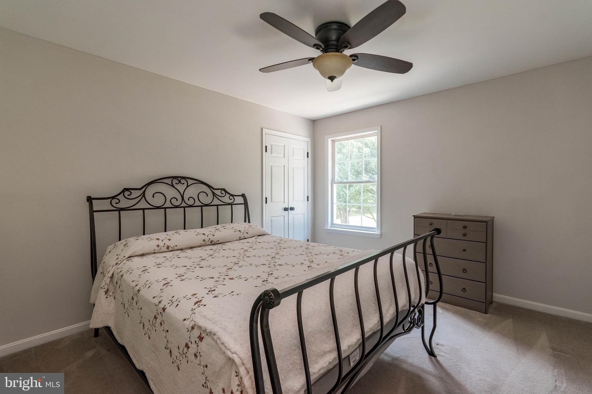 LAUREL RIDGE - Residential