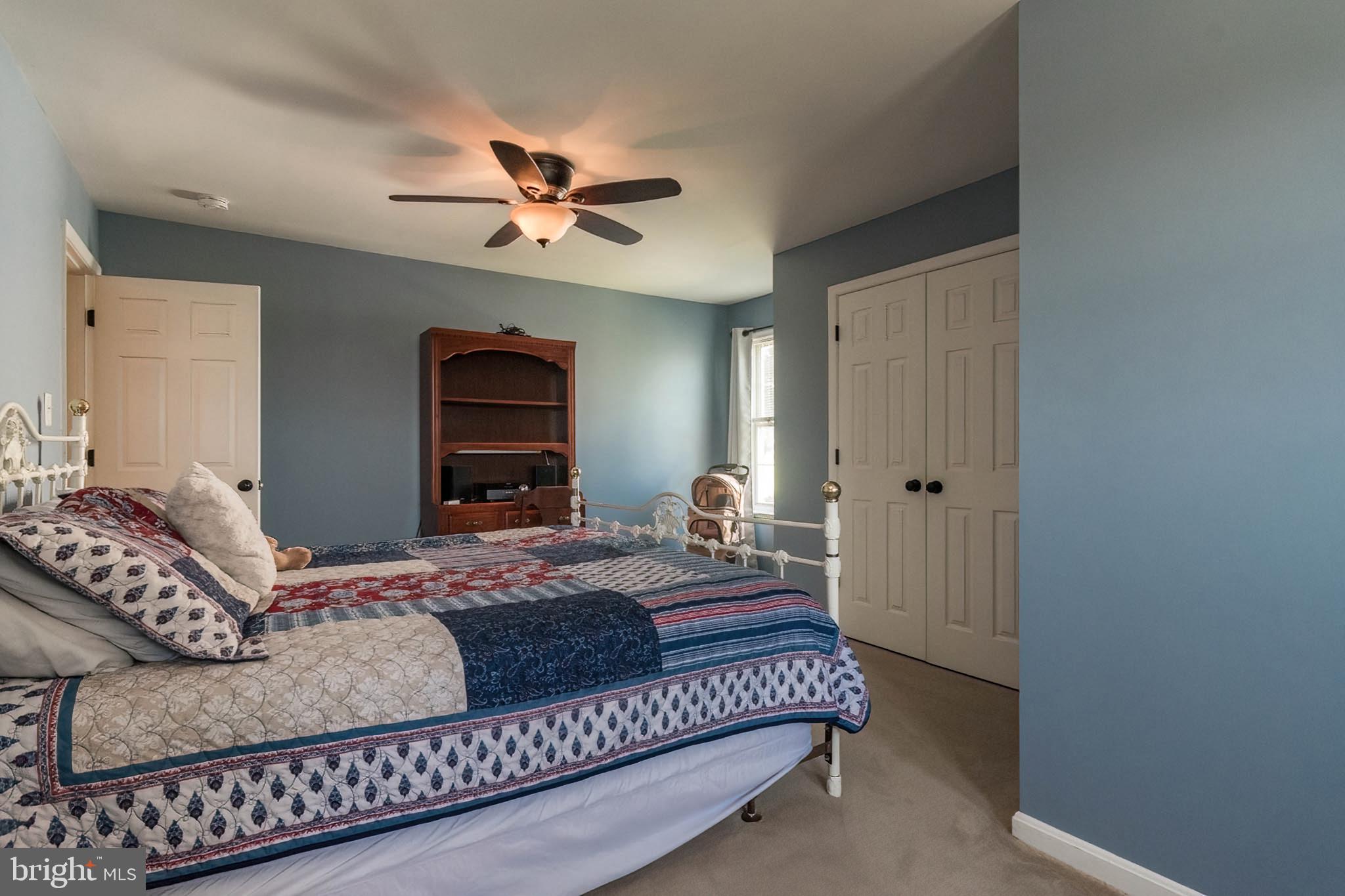 LAUREL RIDGE - Residential