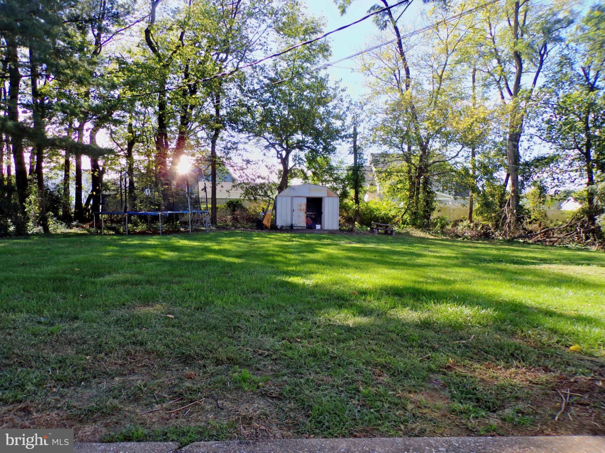 21 CLOVER LANE