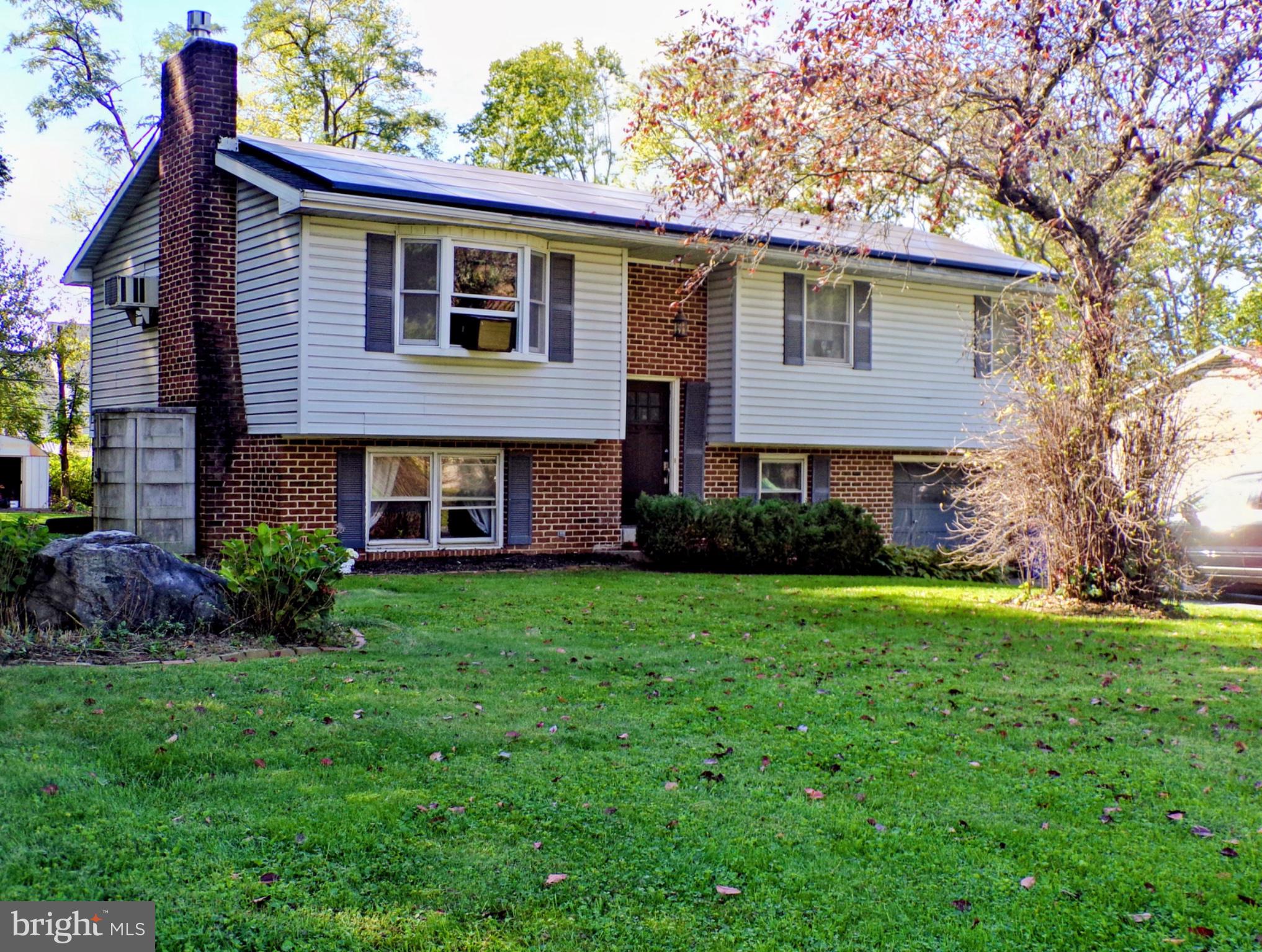 21 CLOVER LANE
