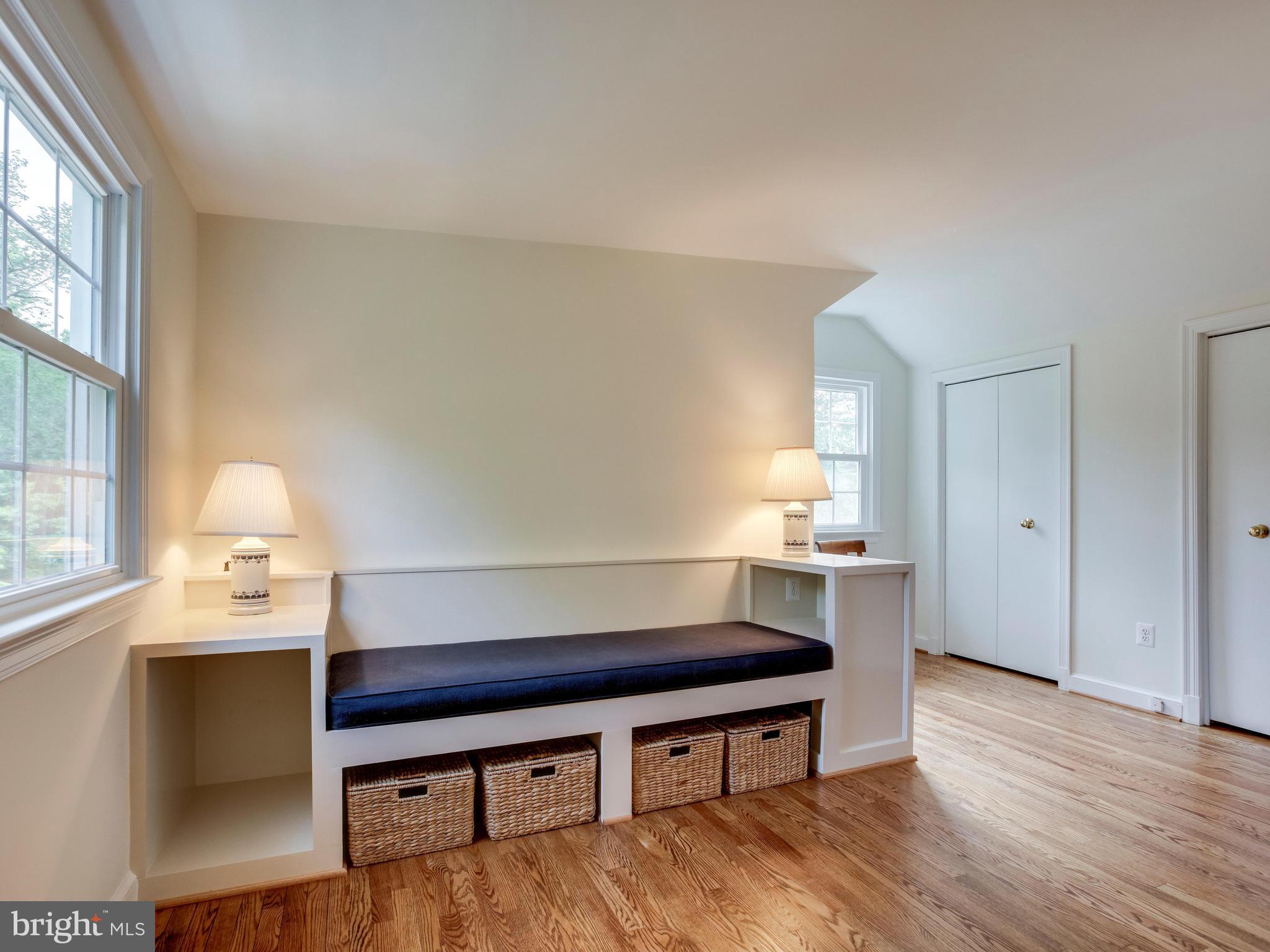 VERNON ON POTOMAC - Residential