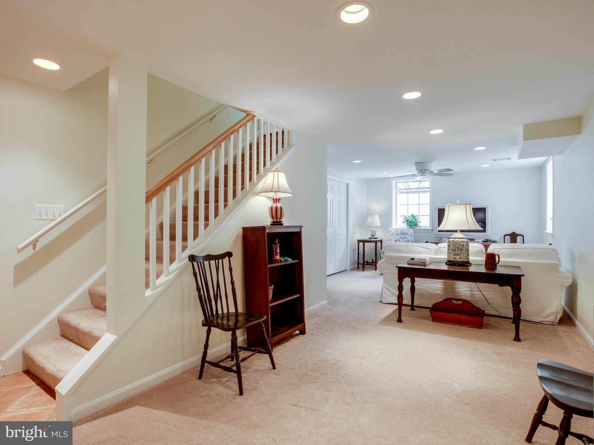 VERNON ON POTOMAC - Residential