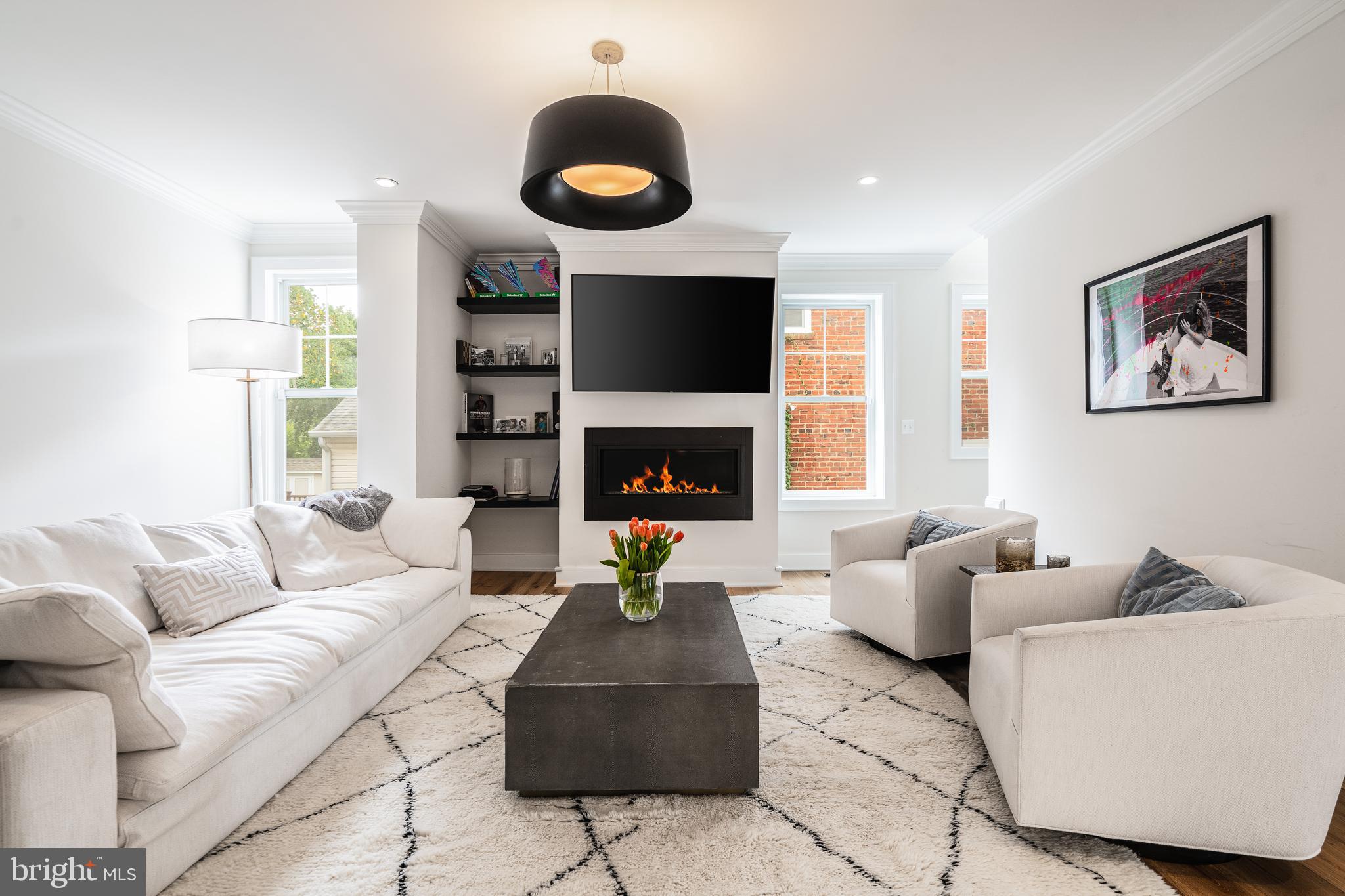 LEEWAY GARDENS - Residential