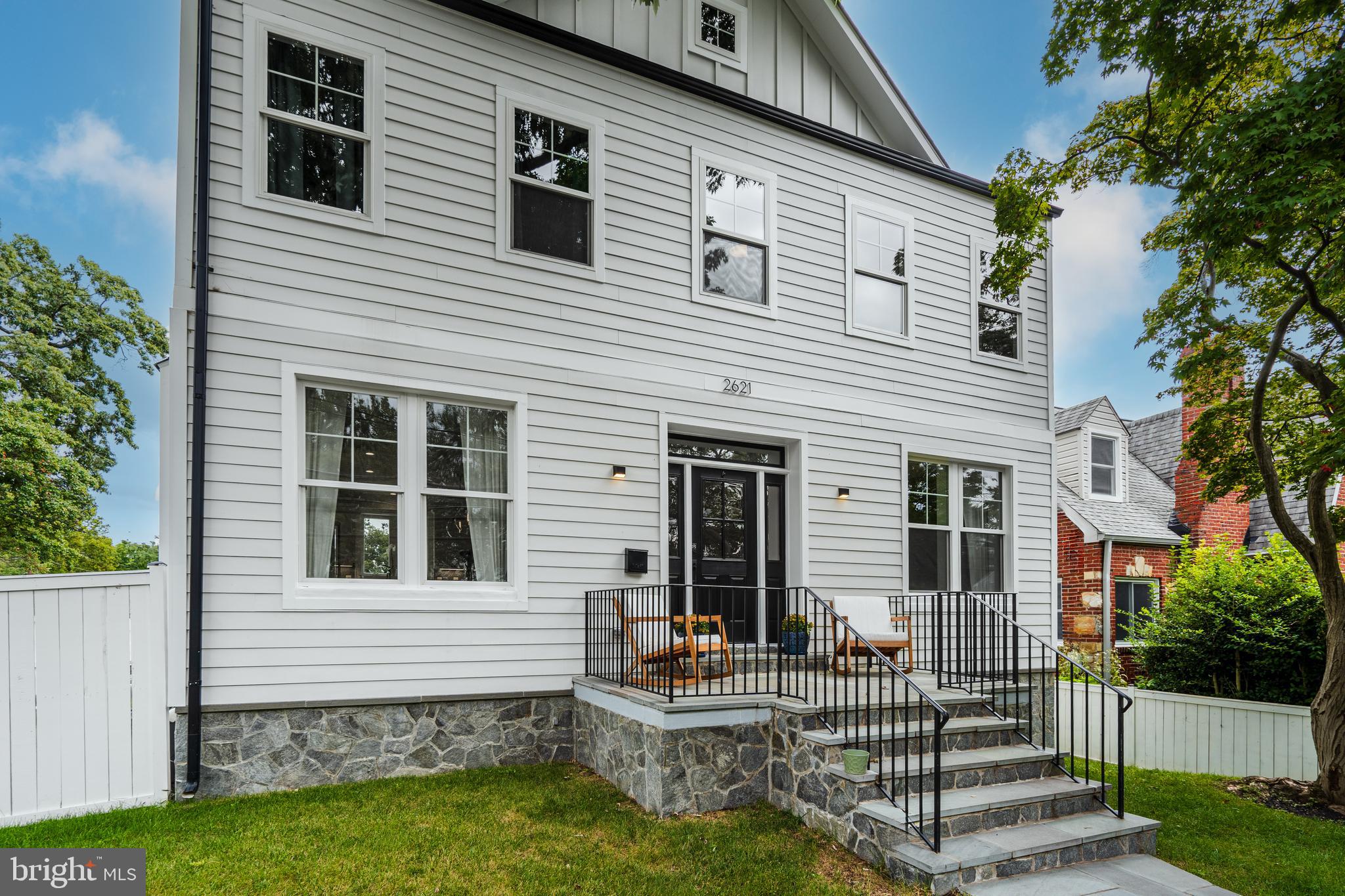 LEEWAY GARDENS - Residential