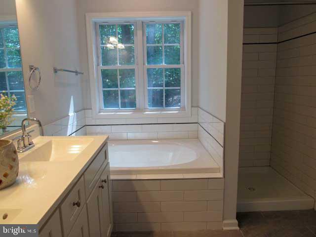 SHANNONDALE - Residential