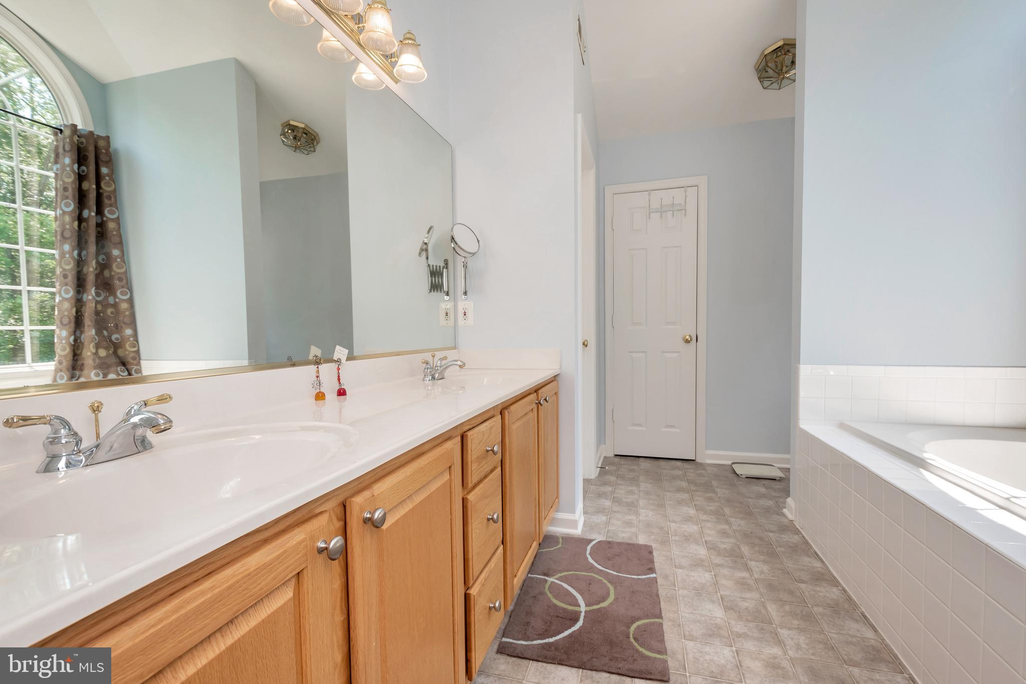 BROOKSTONE - Residential