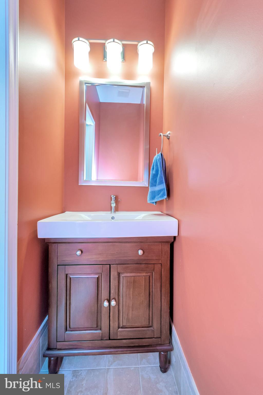 BROOKSTONE - Residential