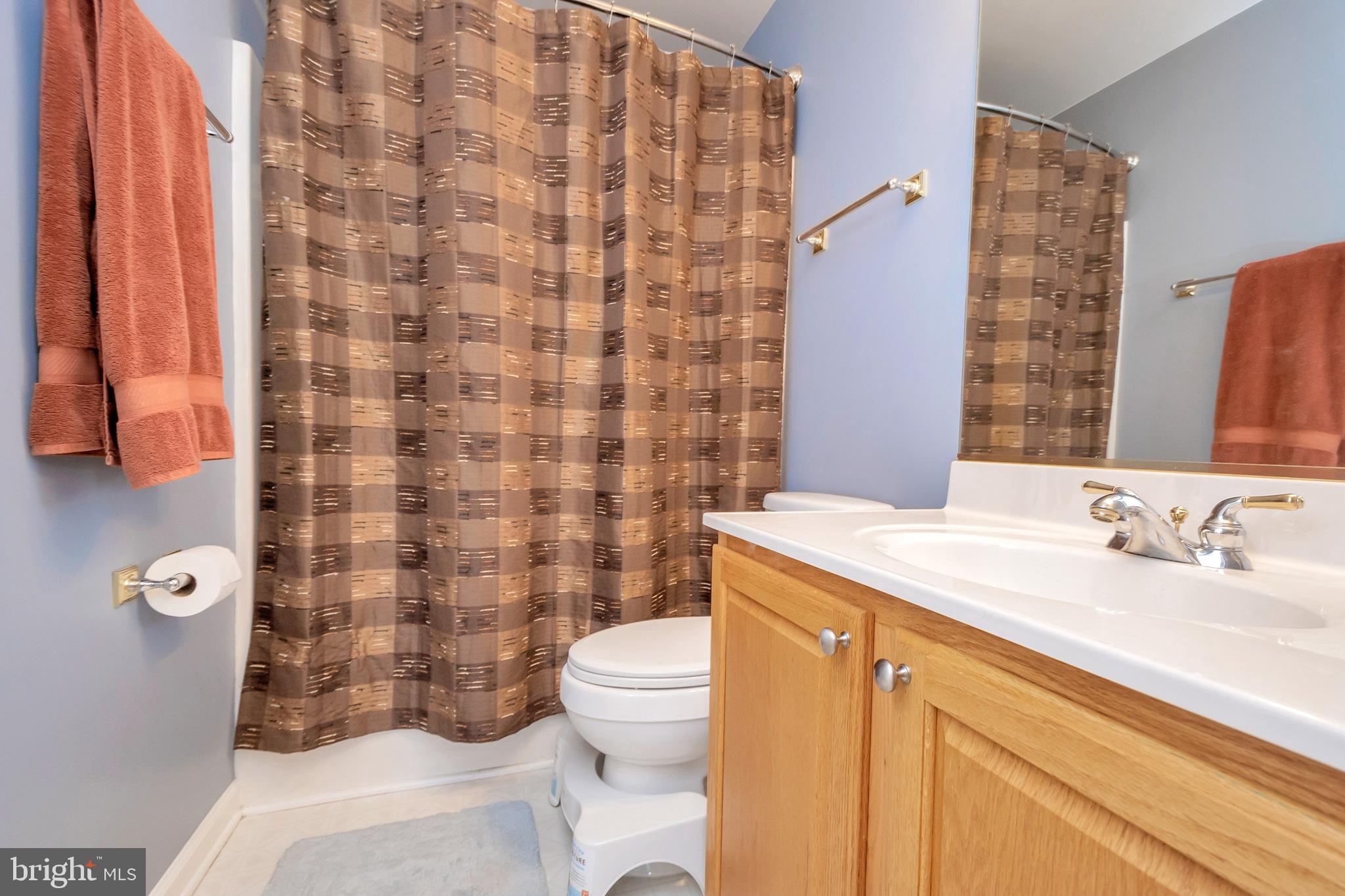 BROOKSTONE - Residential