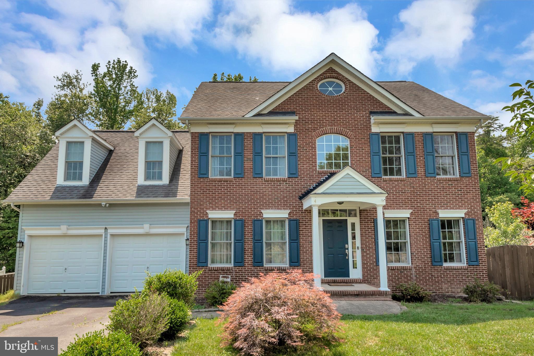 BROOKSTONE - Residential