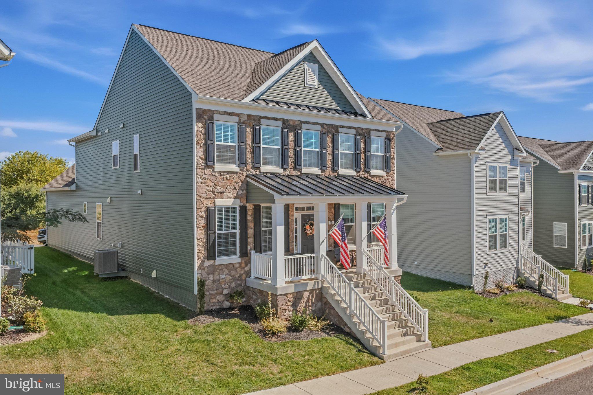 194 HOLLY SPRINGS COURT