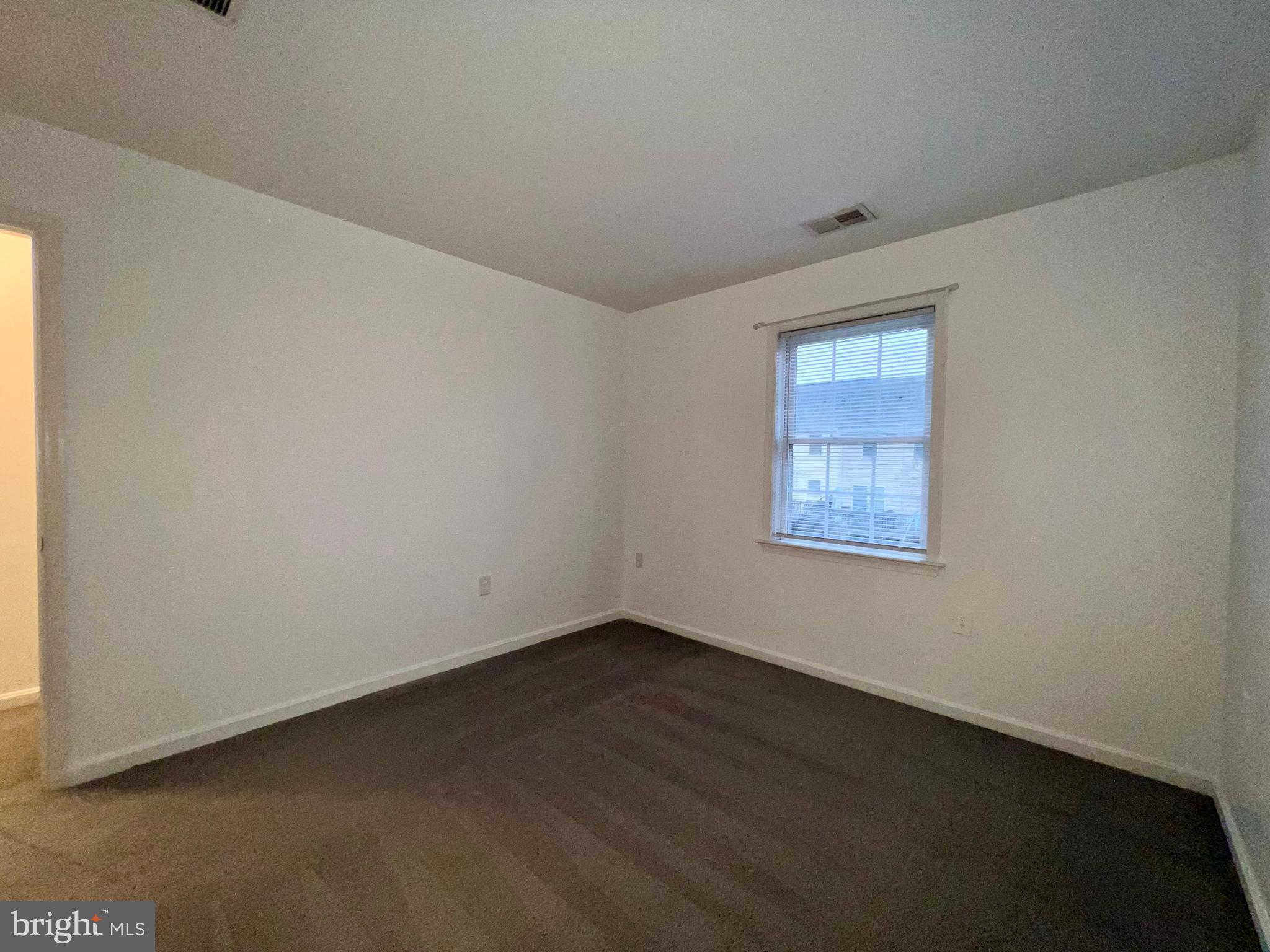 HAMMONDS MILL - Residential Lease