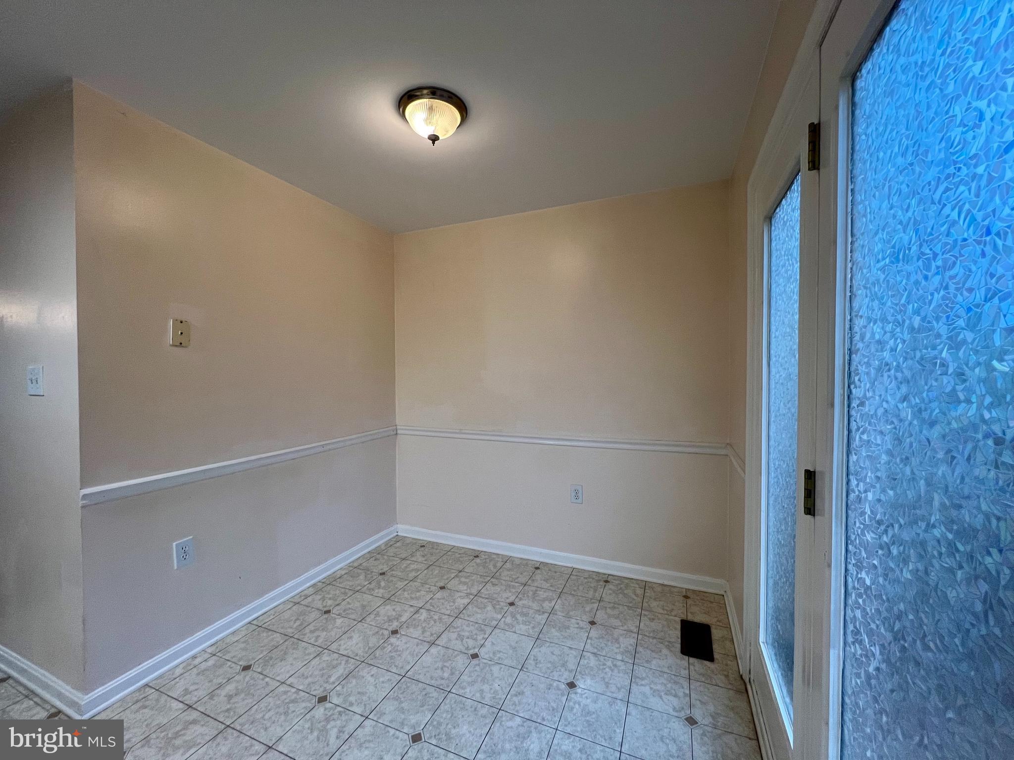 HAMMONDS MILL - Residential Lease