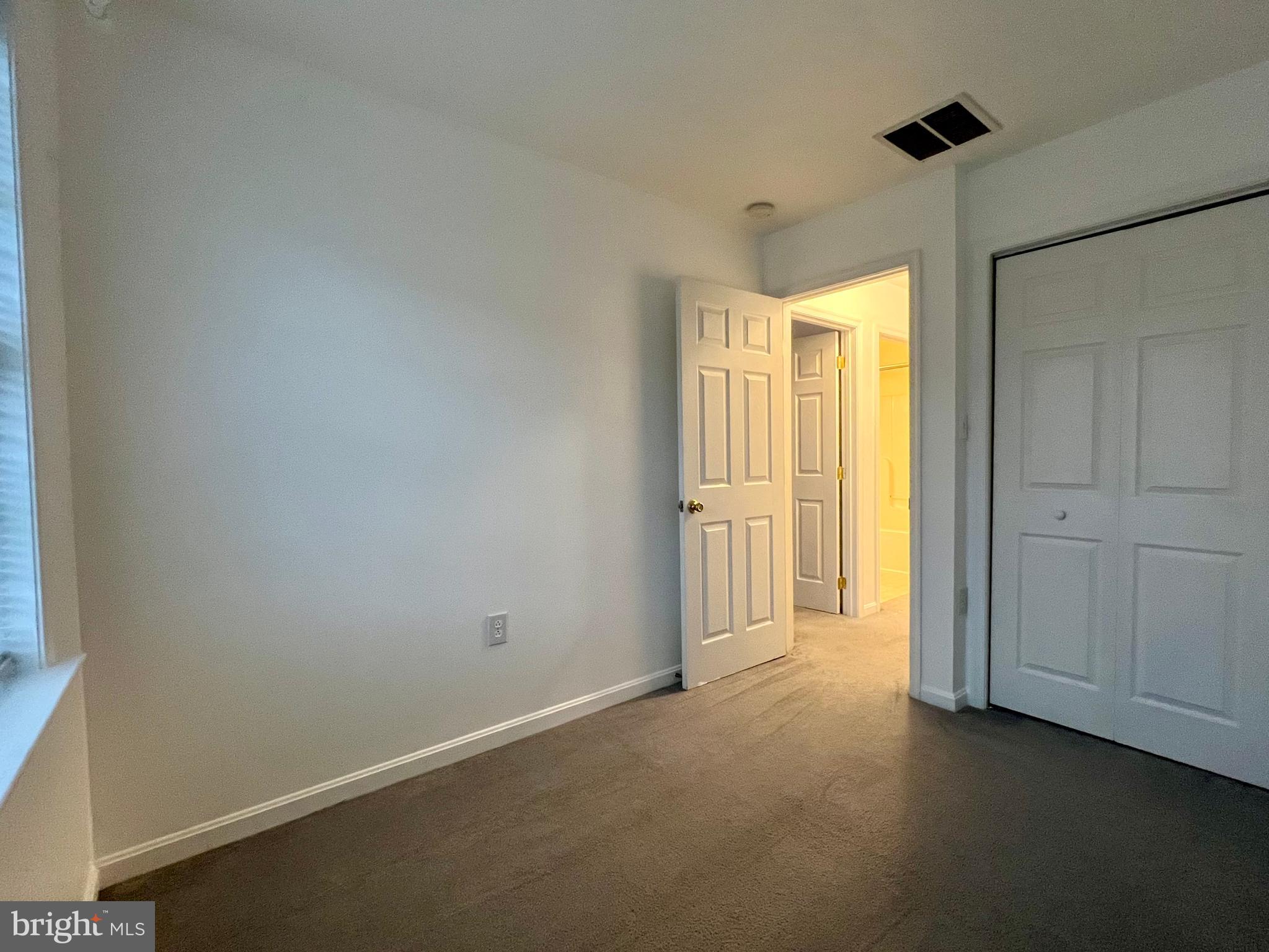 HAMMONDS MILL - Residential Lease