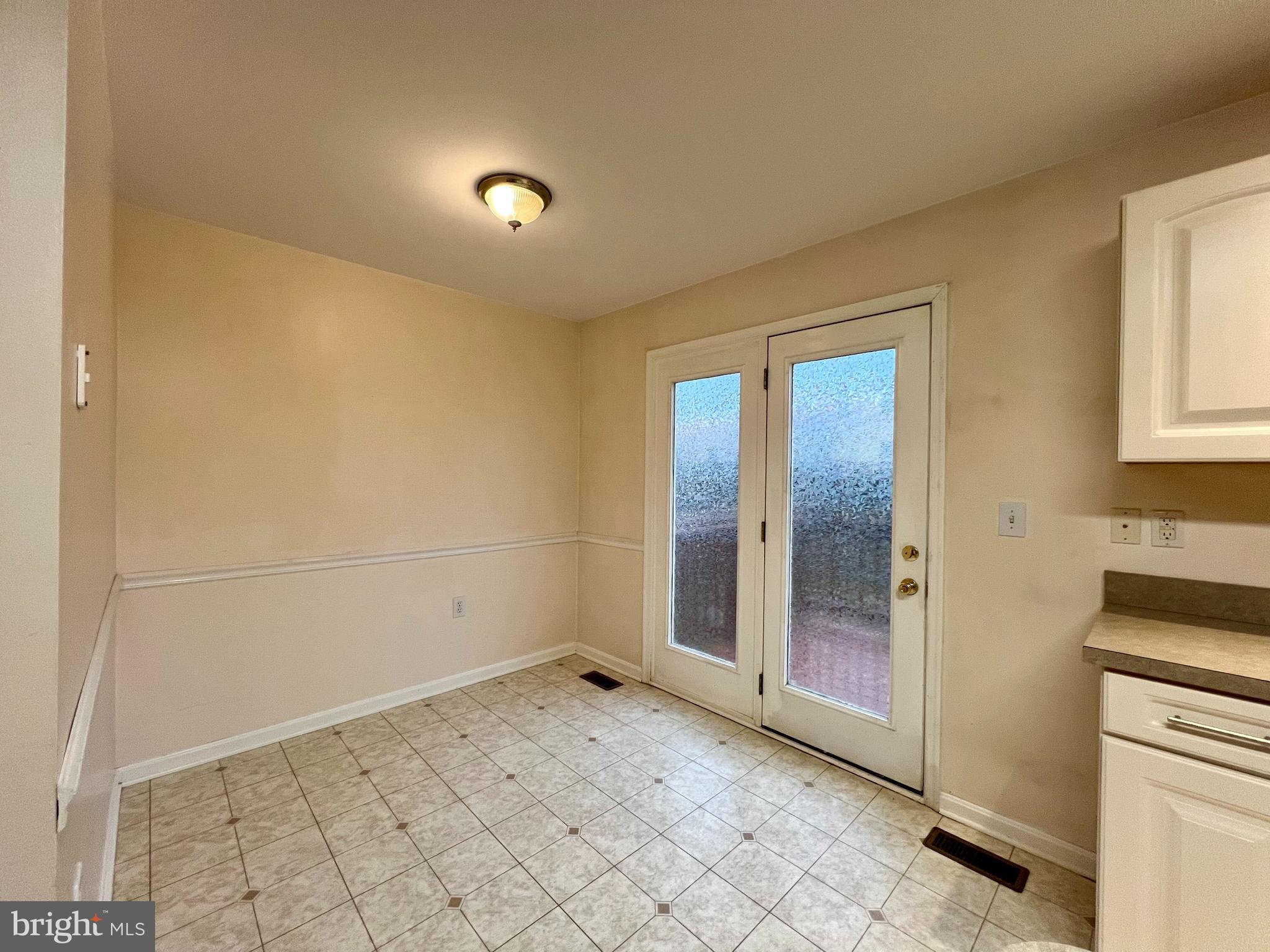 HAMMONDS MILL - Residential Lease