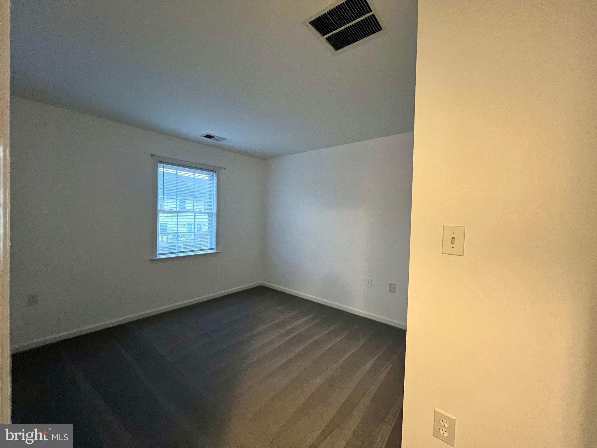 HAMMONDS MILL - Residential Lease