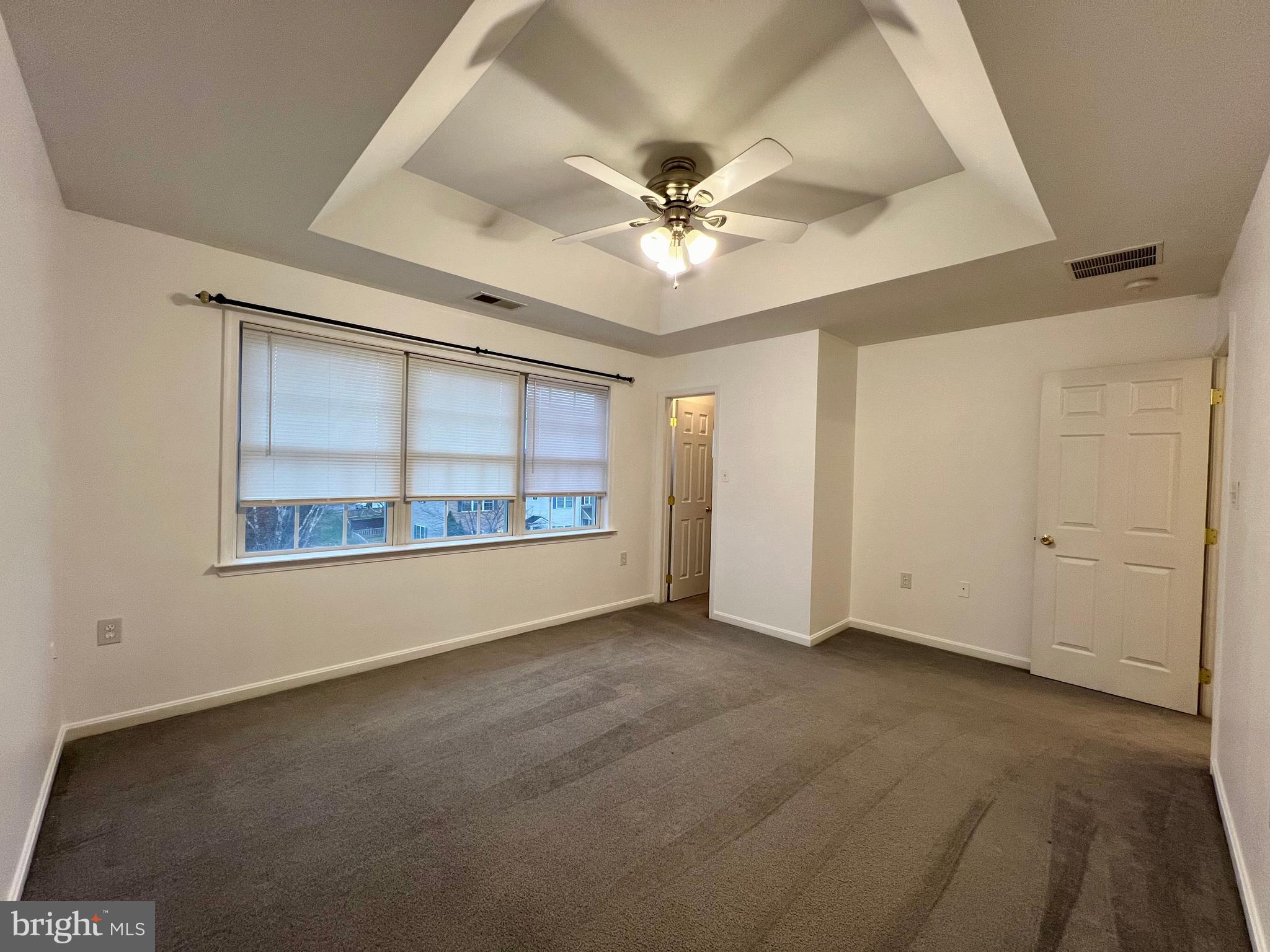 HAMMONDS MILL - Residential Lease